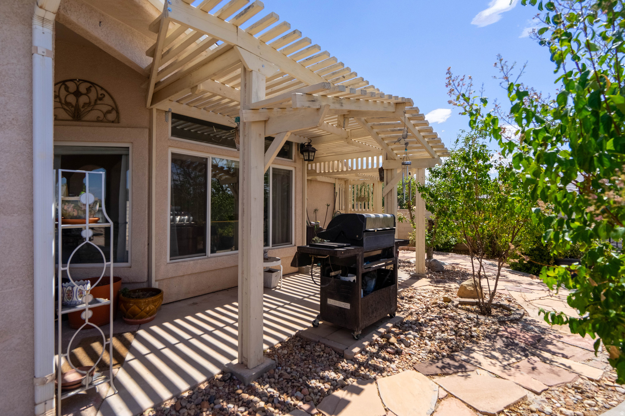 main property photo 76