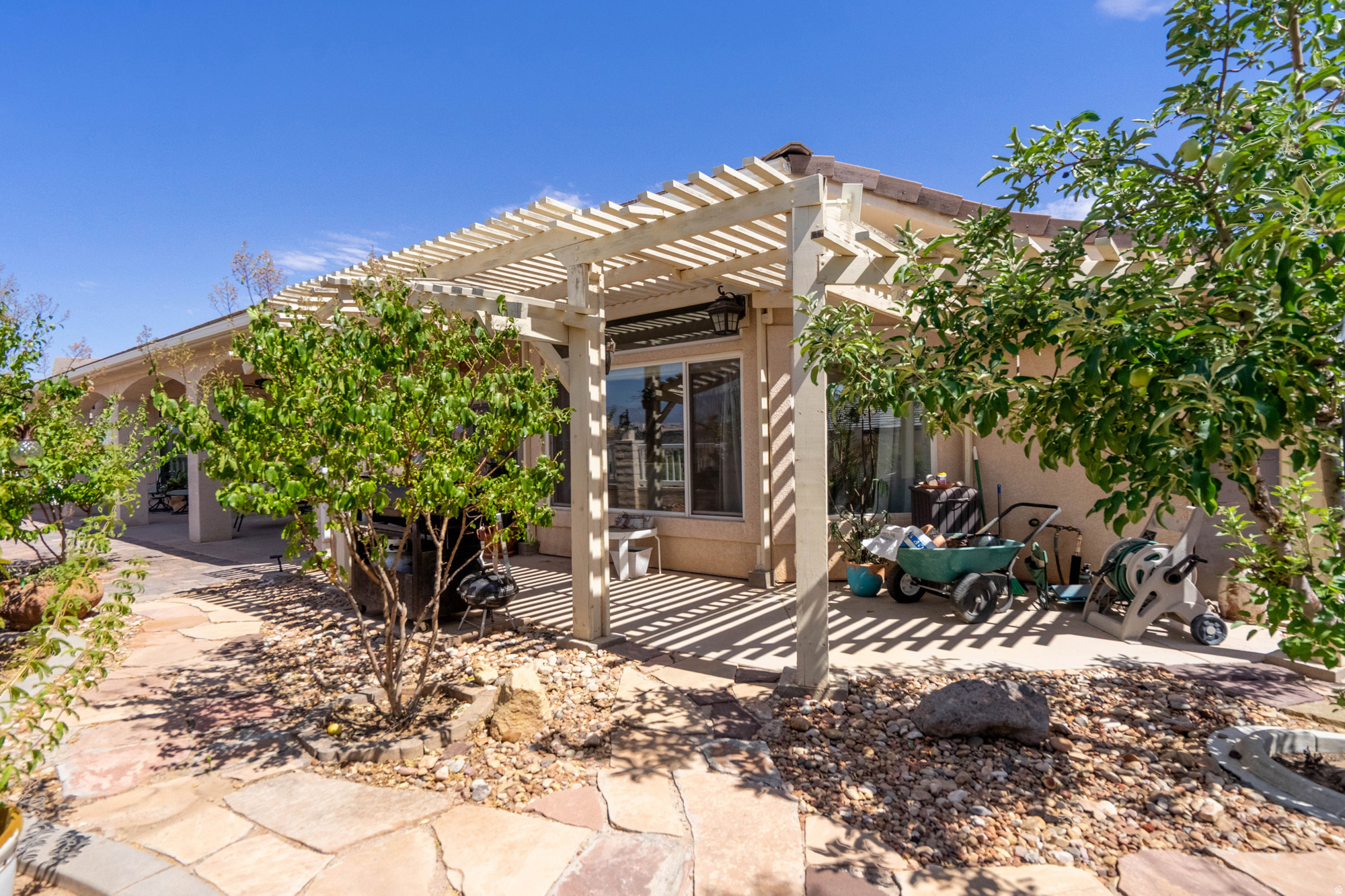 main property photo 79