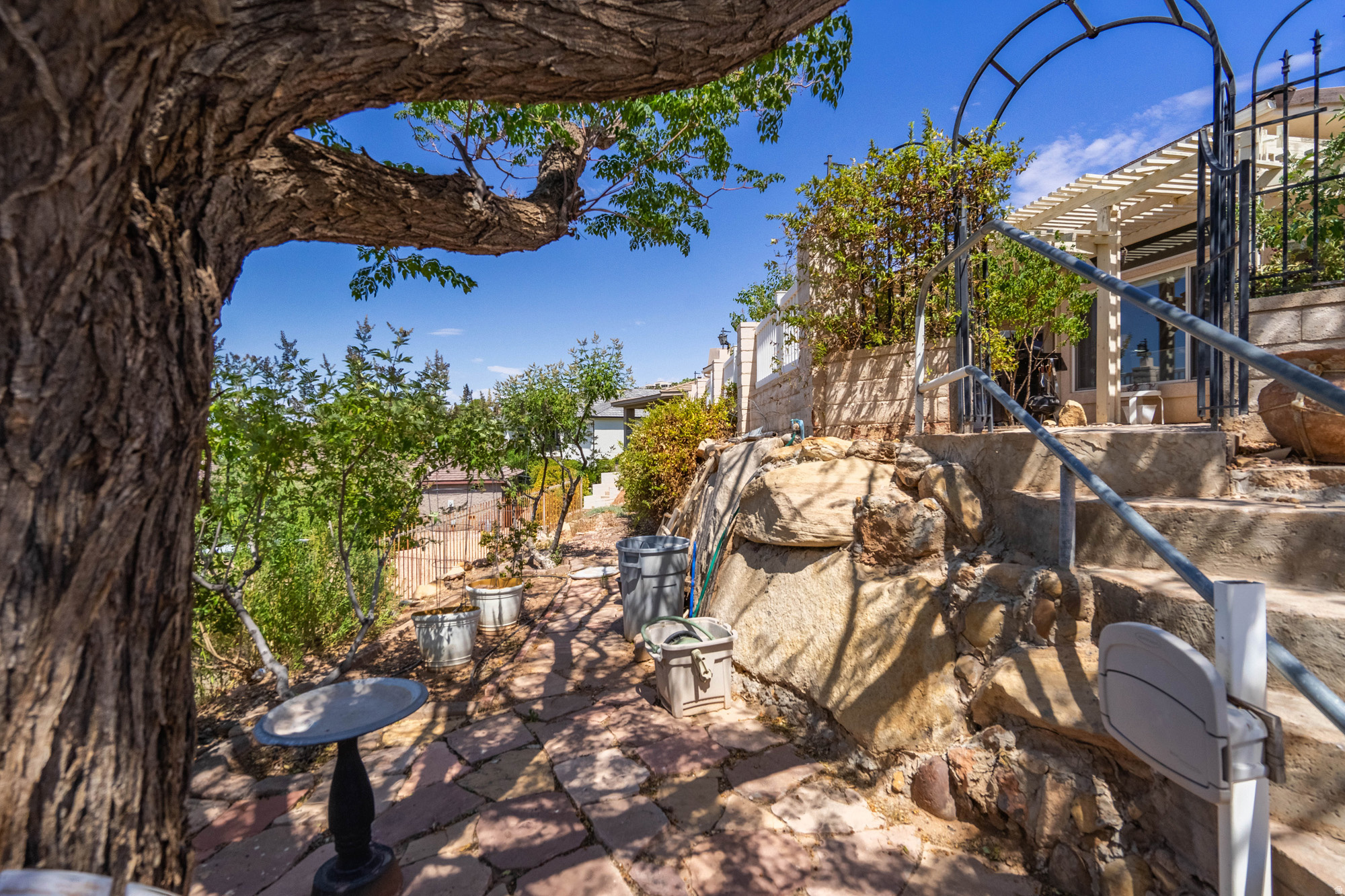 main property photo 84