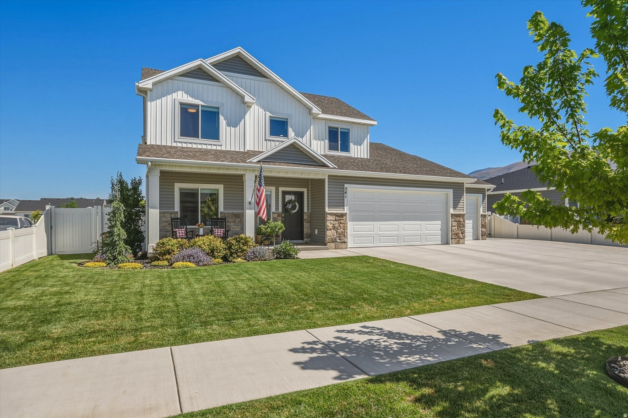 main property photo 60