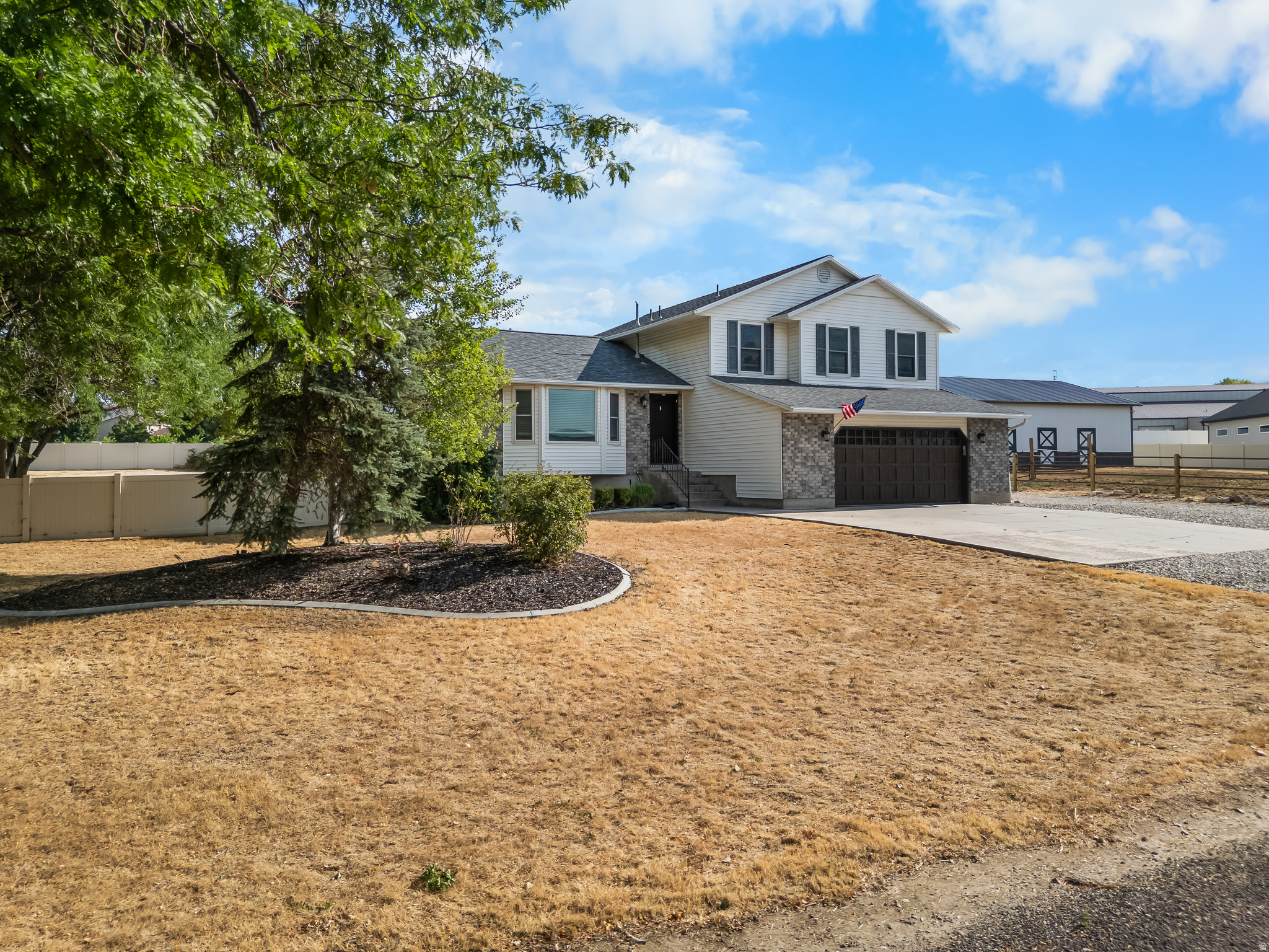 main property photo 46