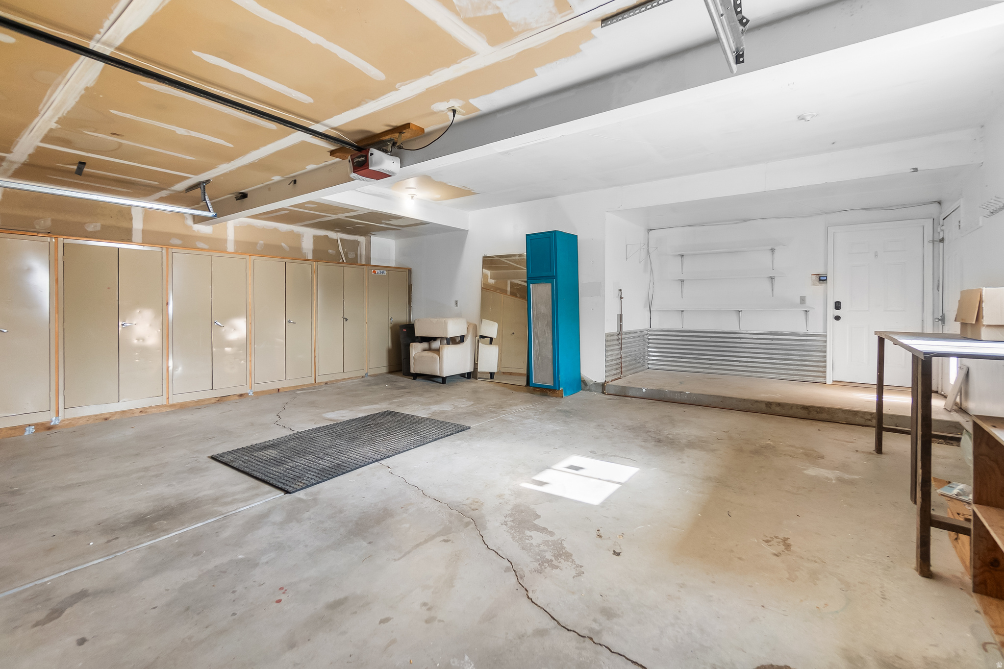 main property photo 48