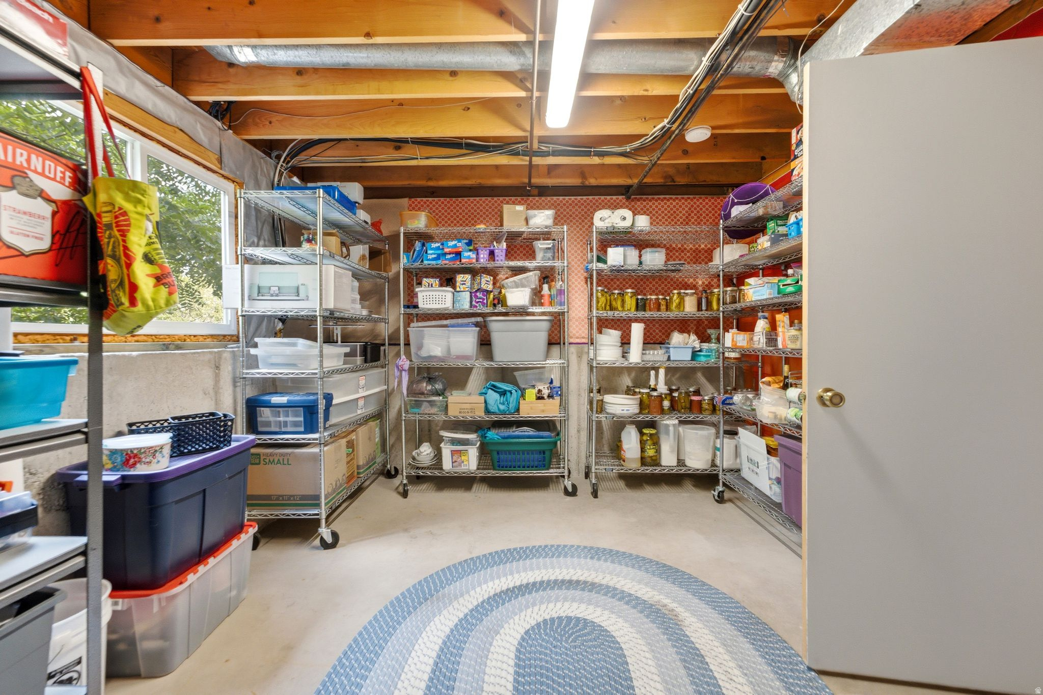 main property photo 40
