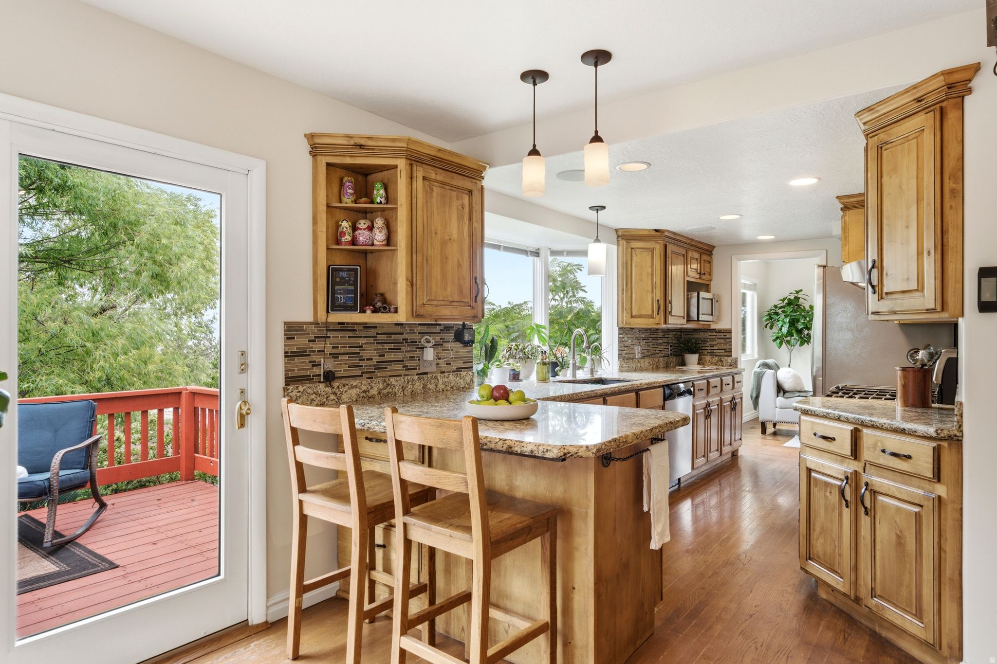 main property photo 6