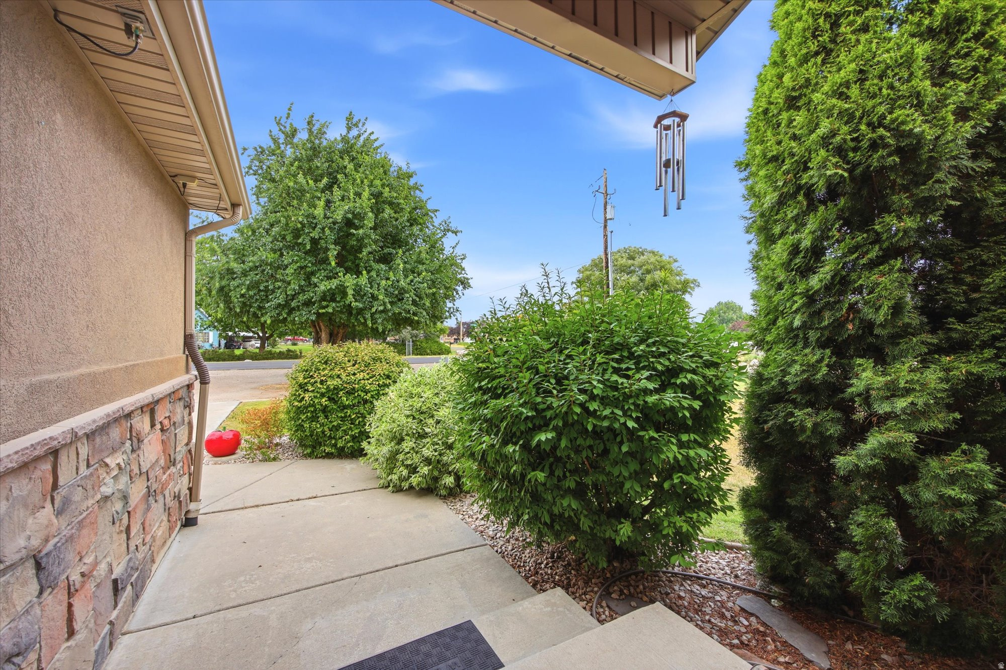 main property photo 50