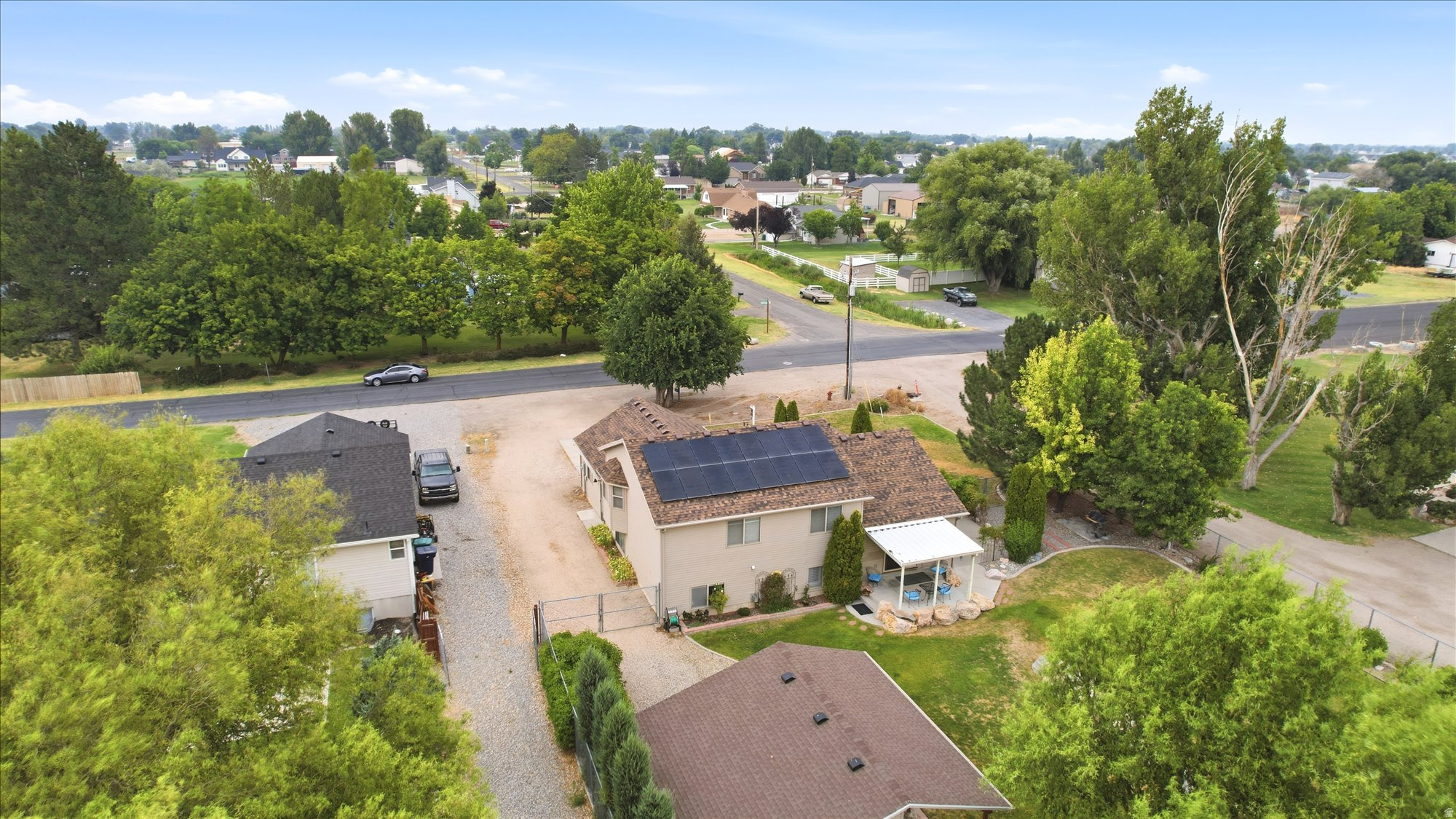 main property photo 54