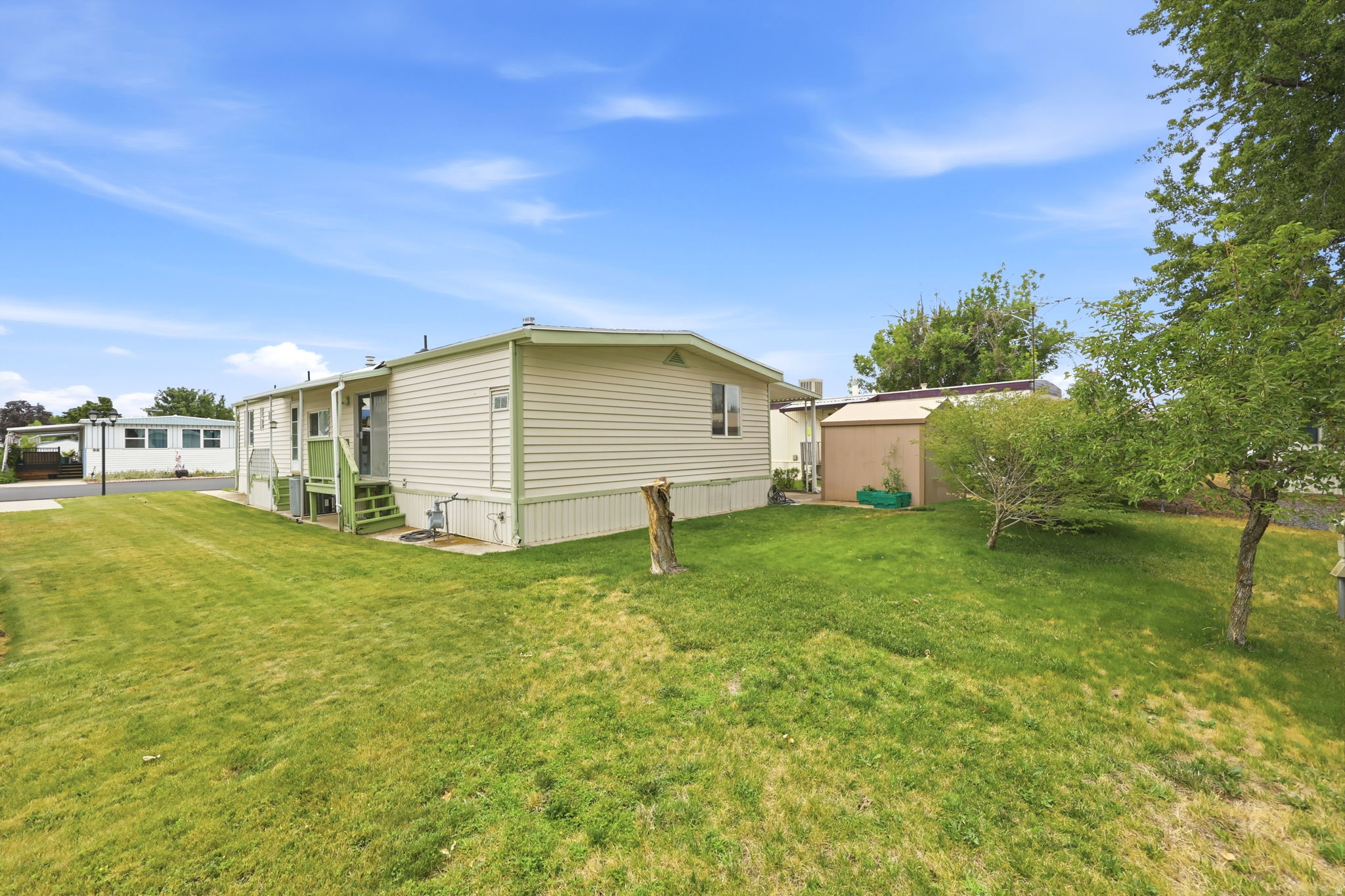 main property photo 33