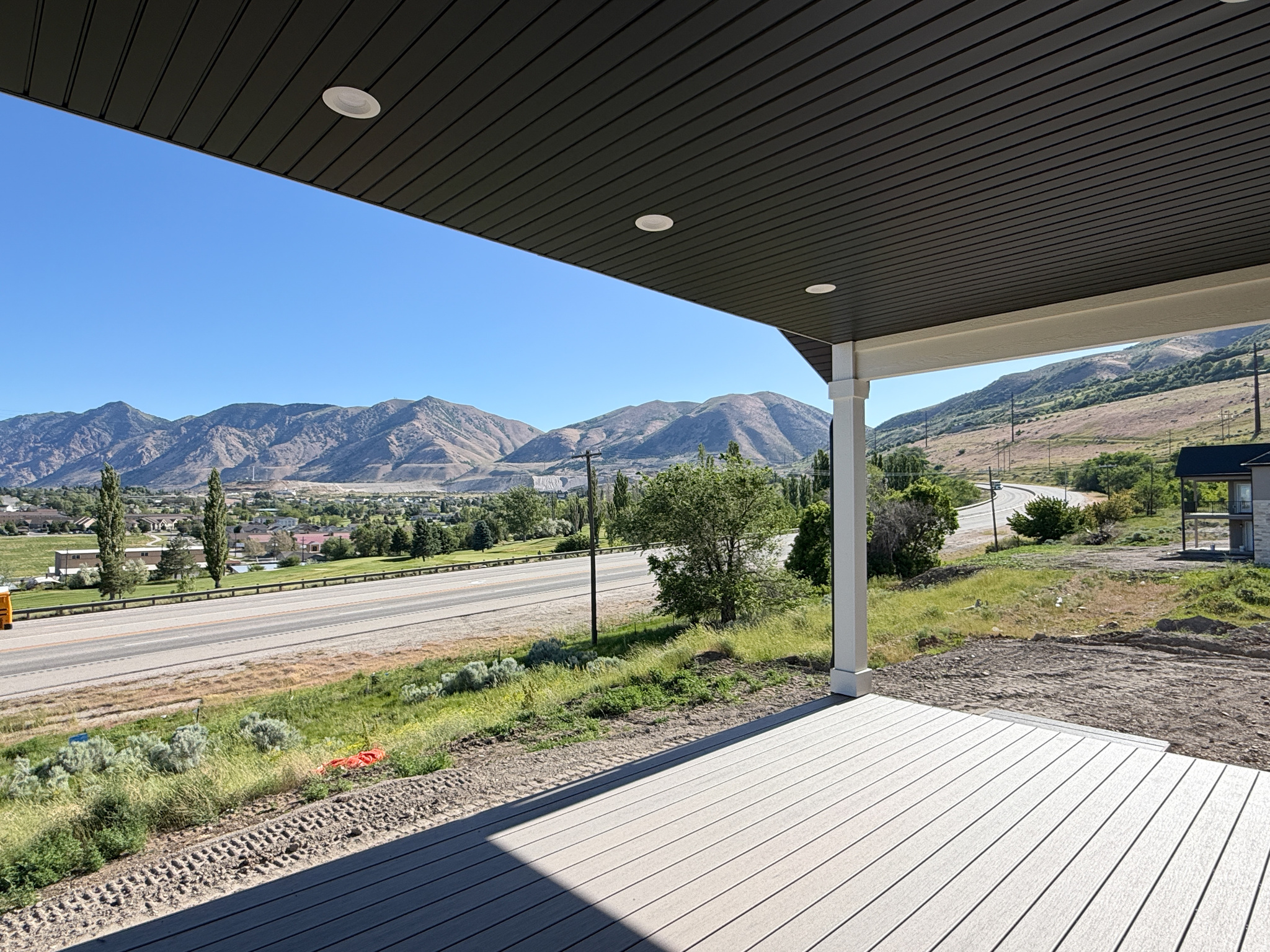 main property photo 19