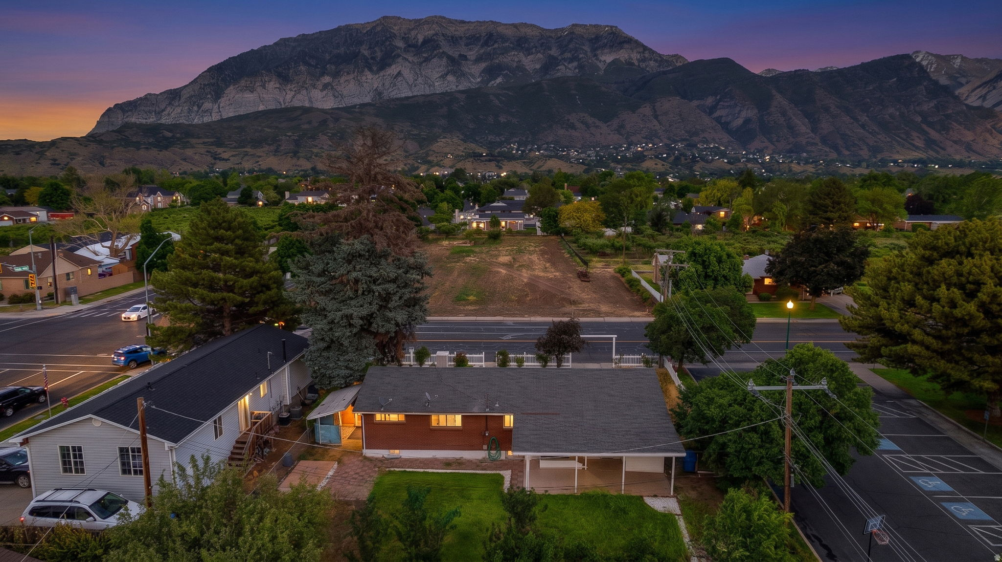 main property photo 27