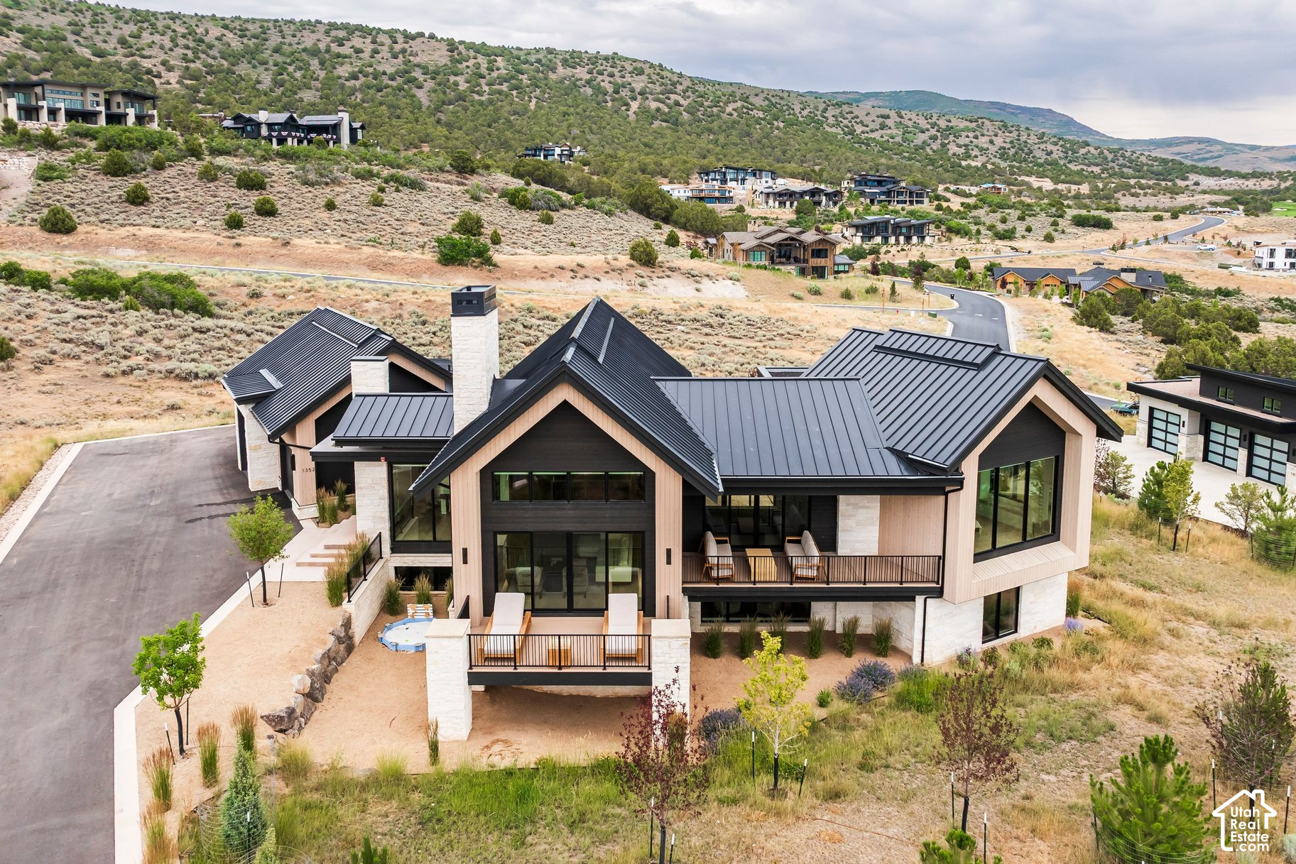 main property photo 64