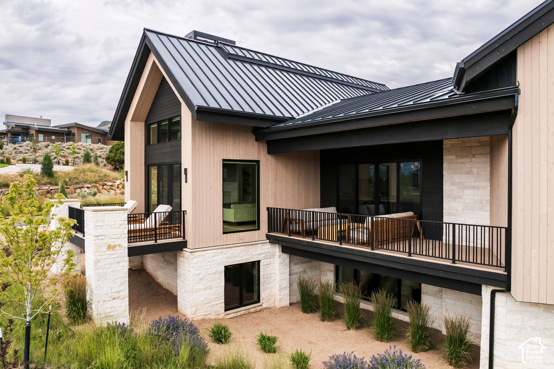 main property photo 65