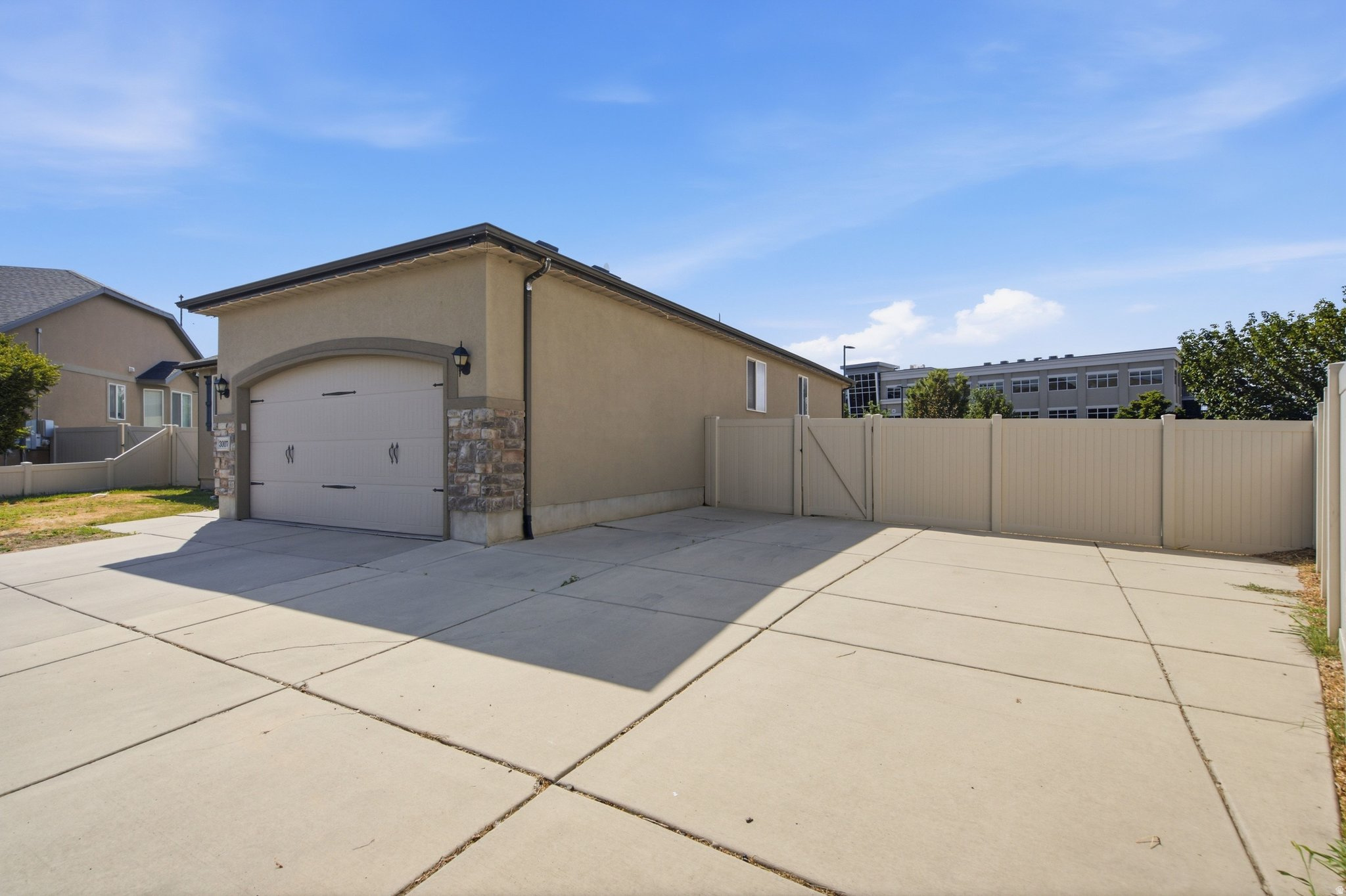 main property photo 64