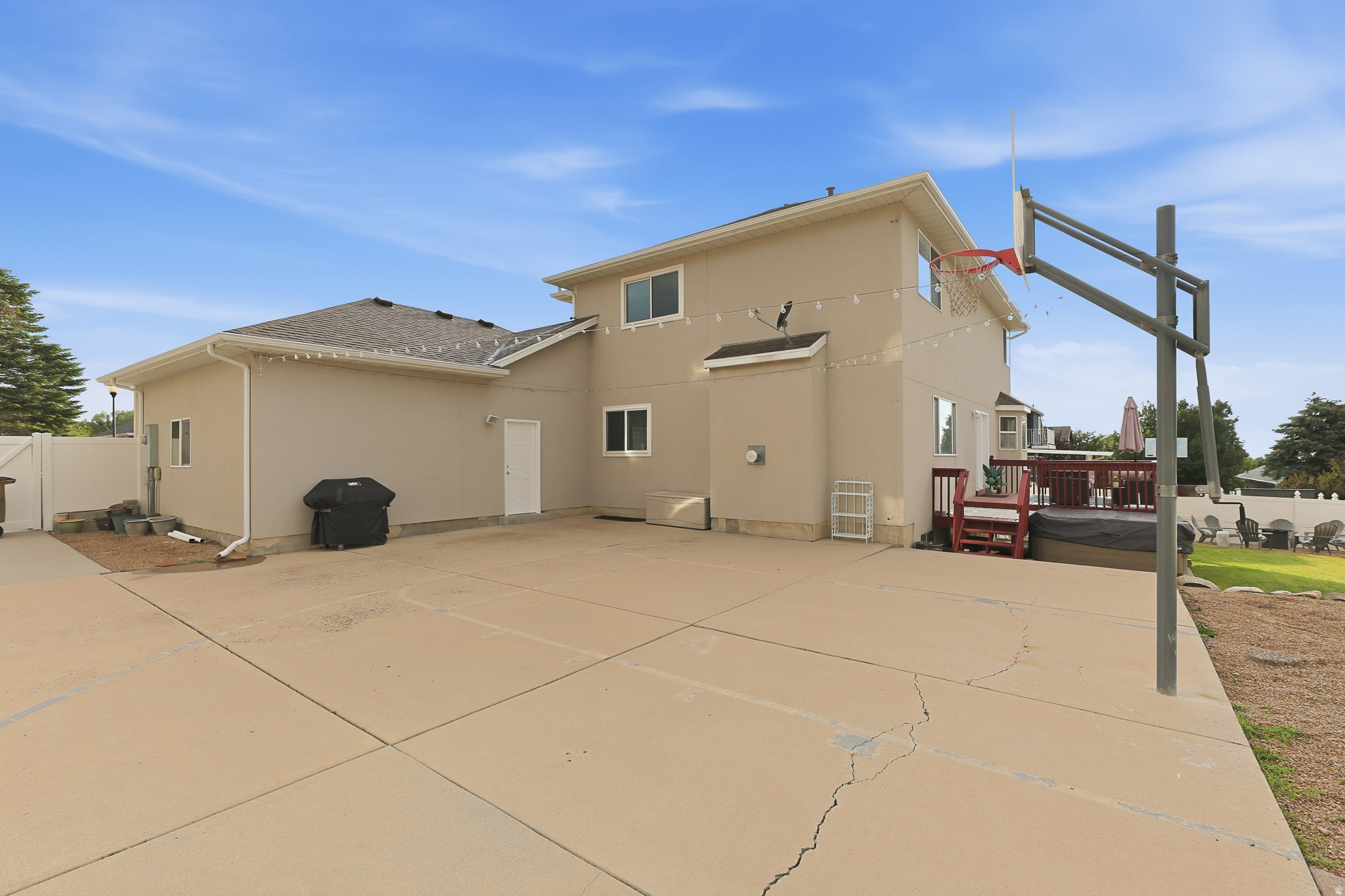 main property photo 60
