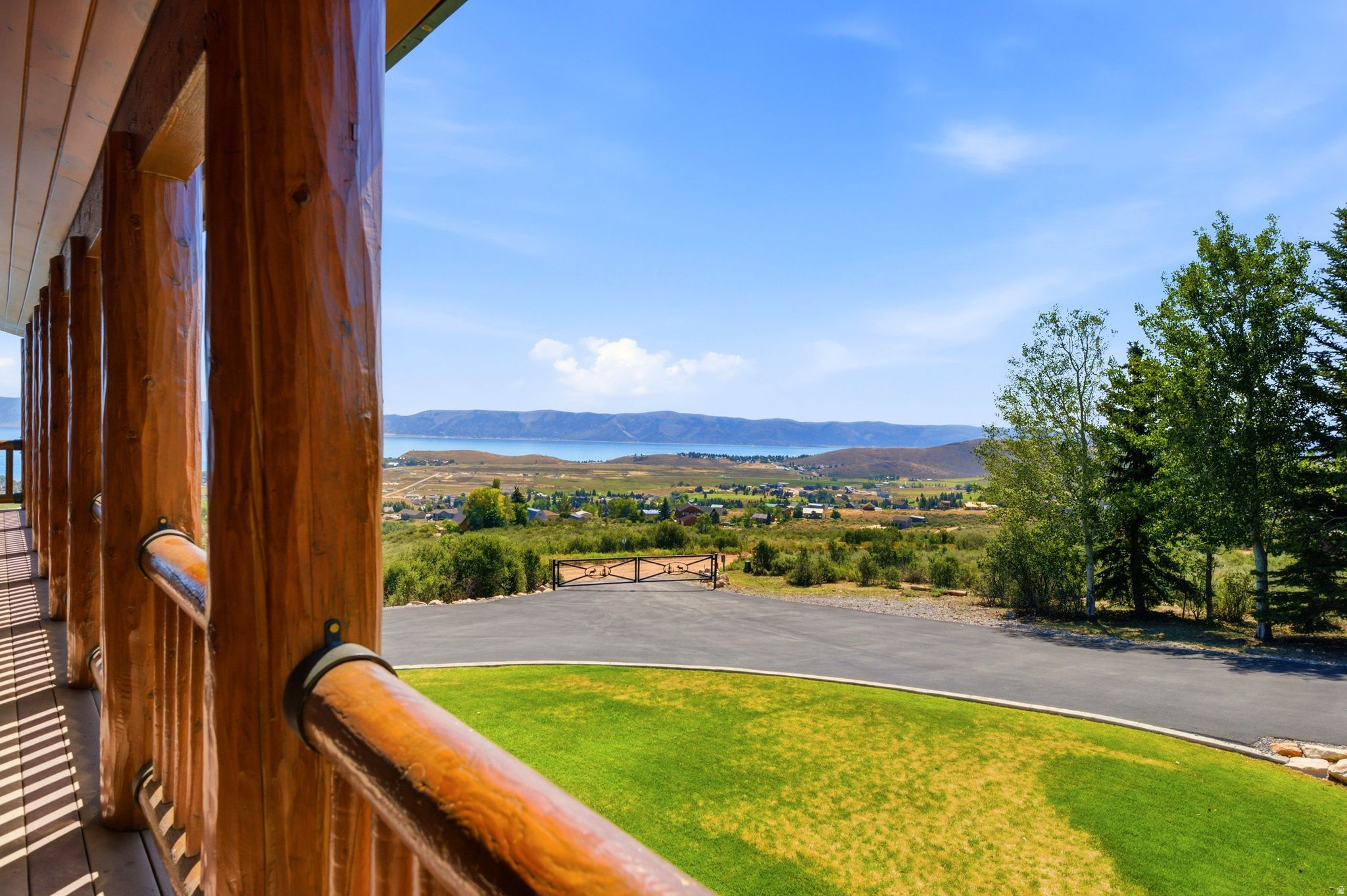 main property photo 45