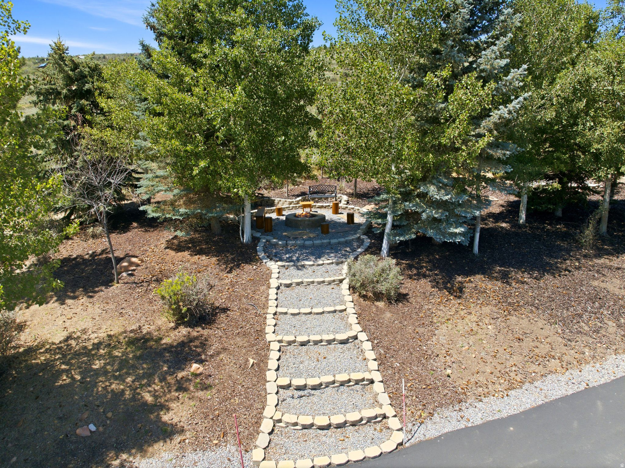 main property photo 50