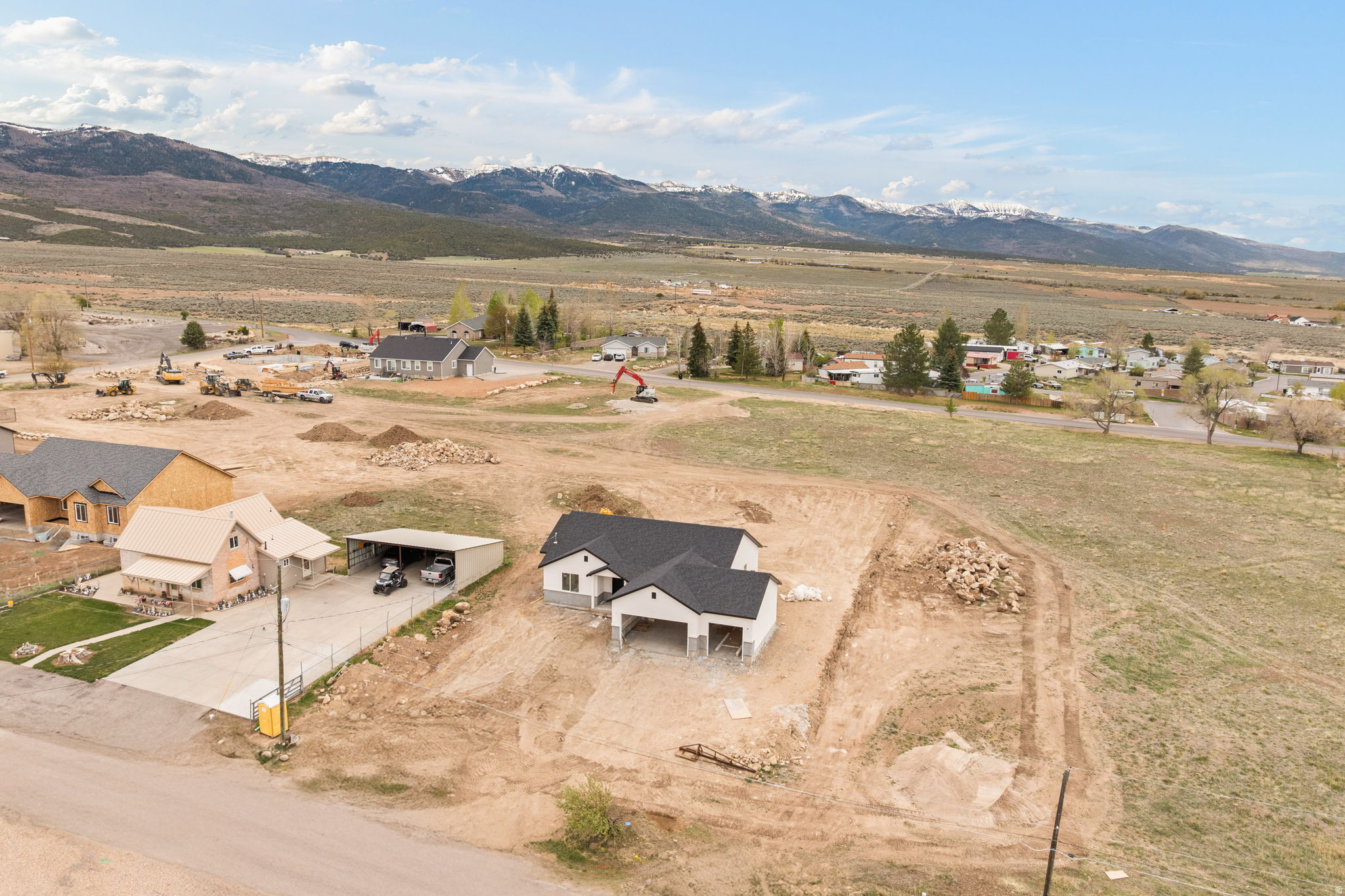 main property photo 26