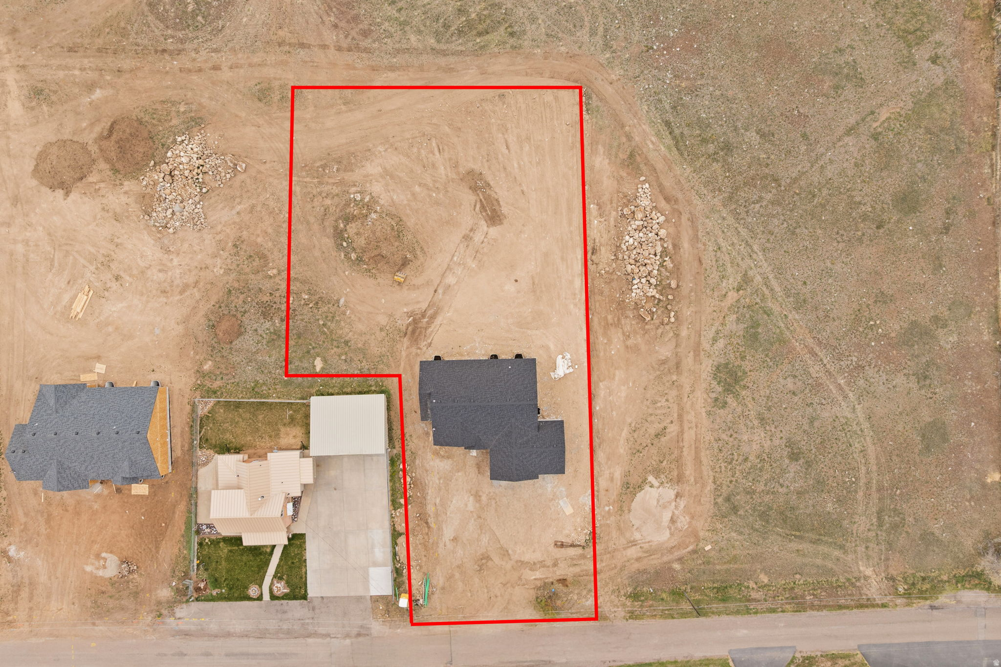 main property photo 31