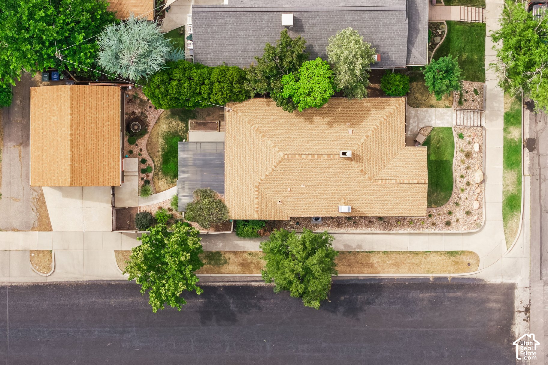 main property photo 56