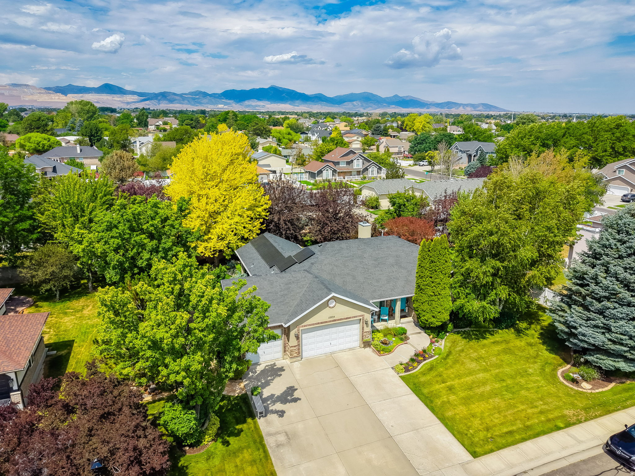 main property photo 54