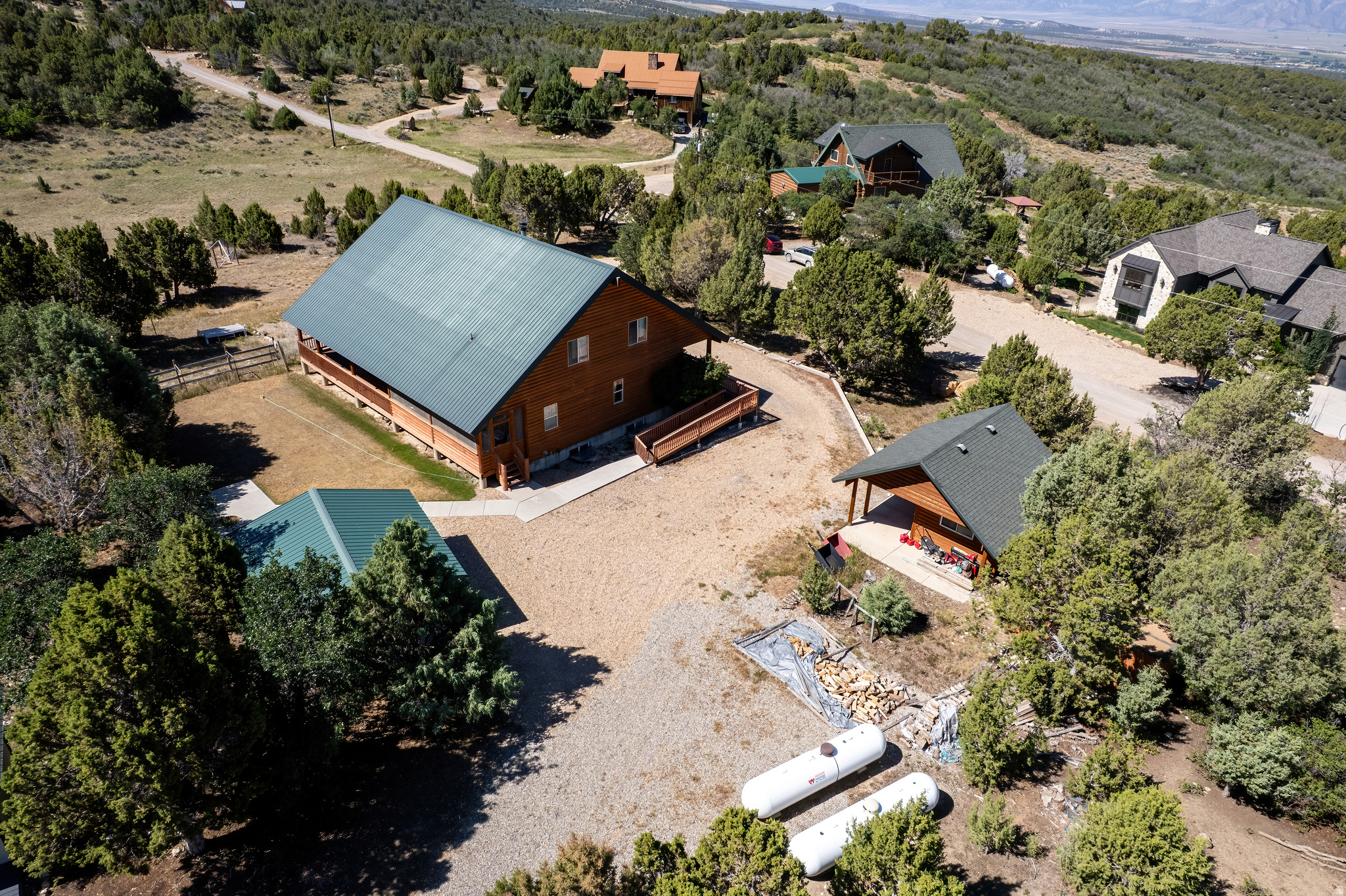 main property photo 34