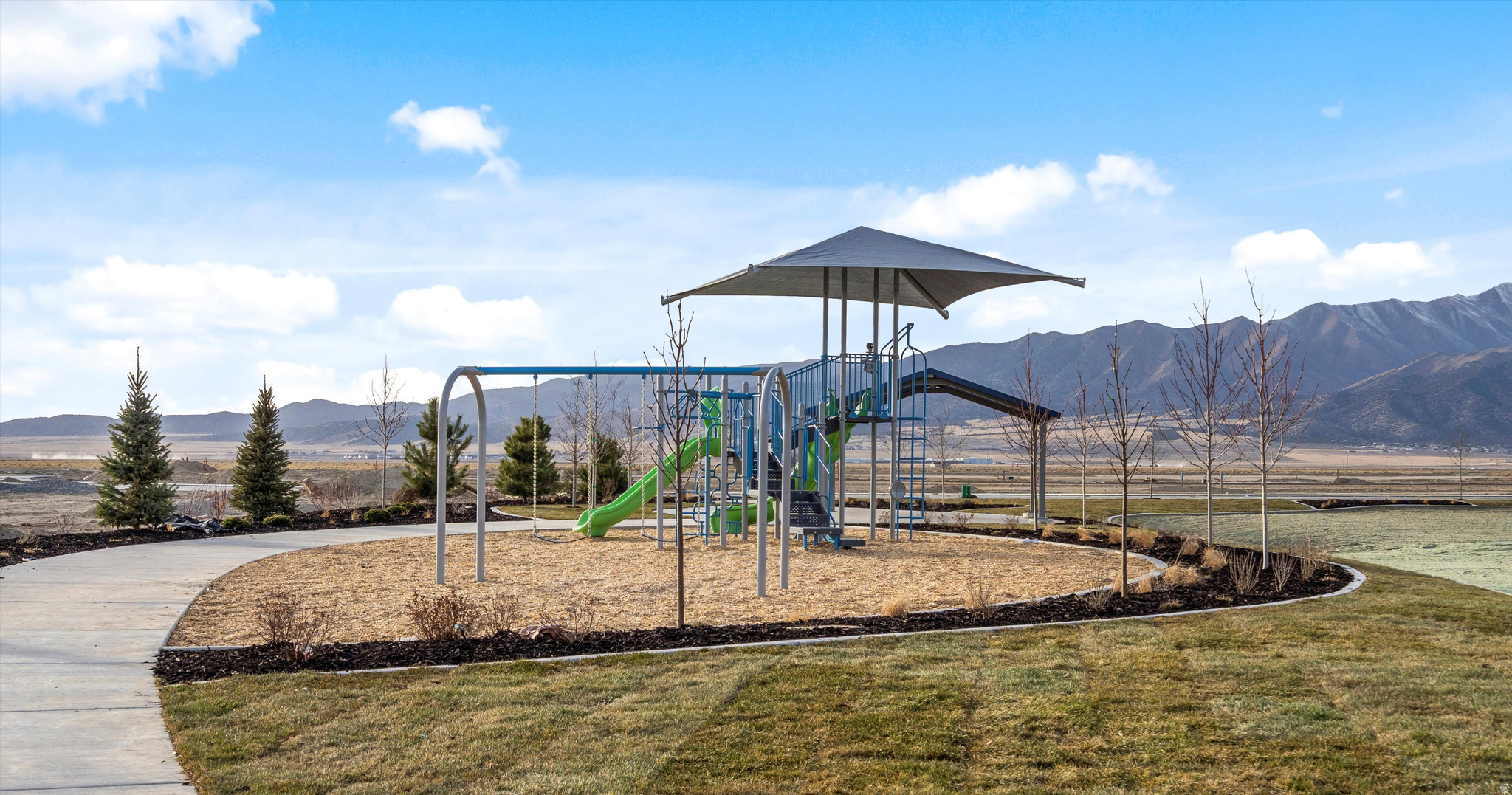 main property photo 46
