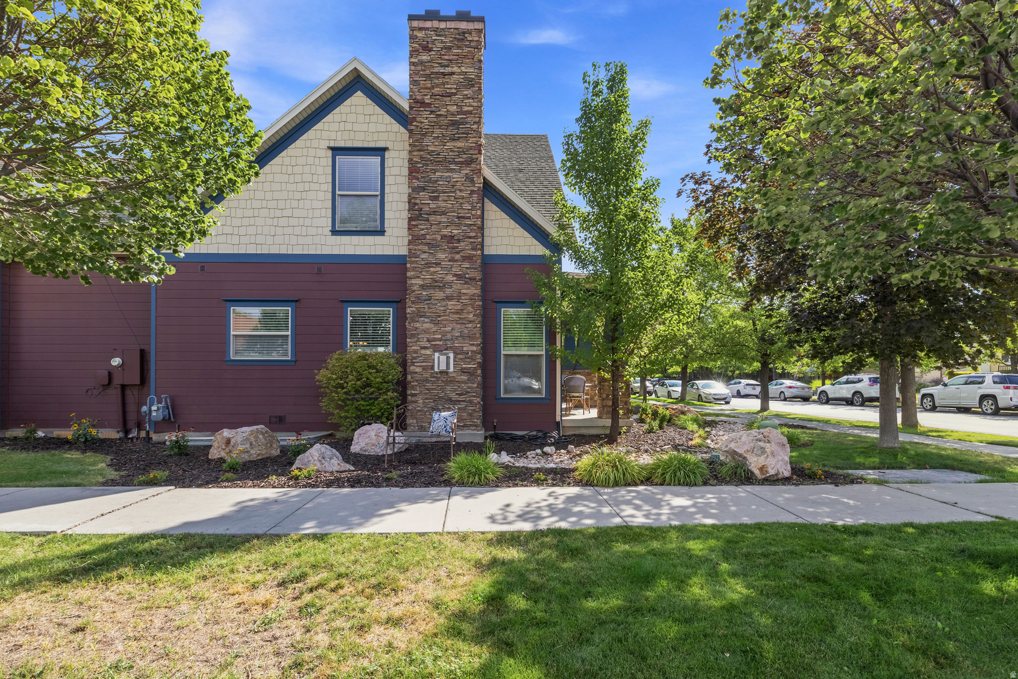 main property photo 35