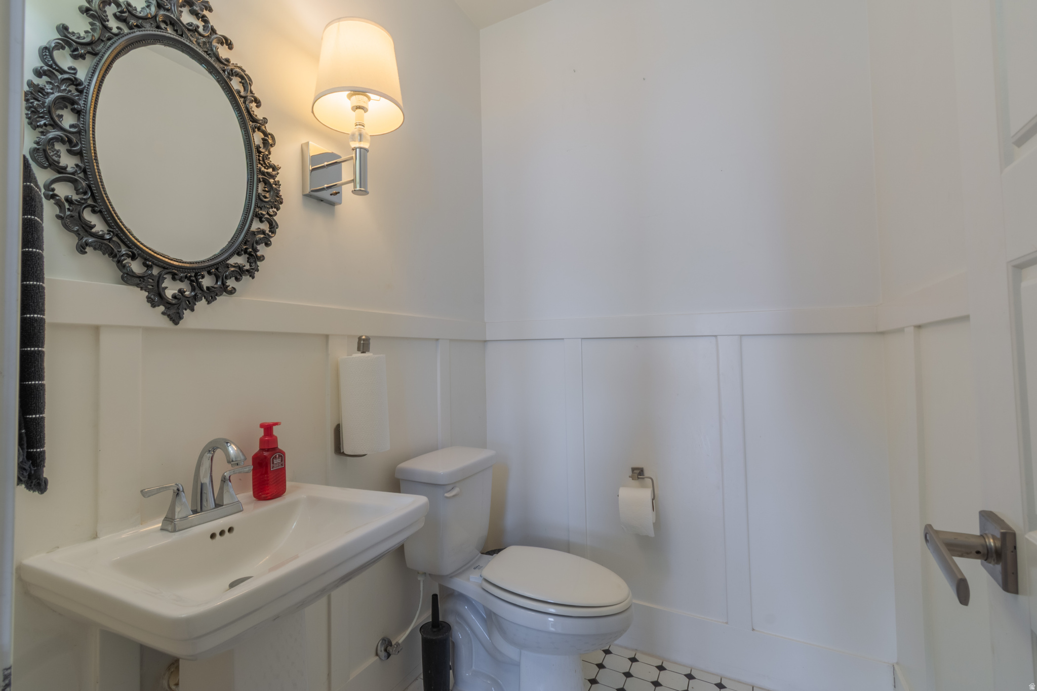 main property photo 13
