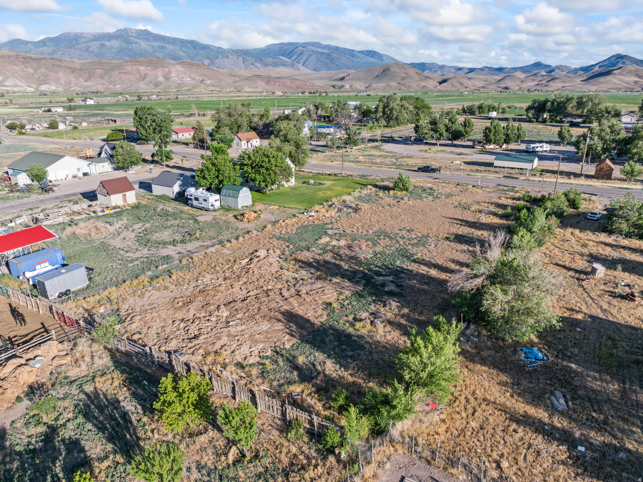 main property photo 10