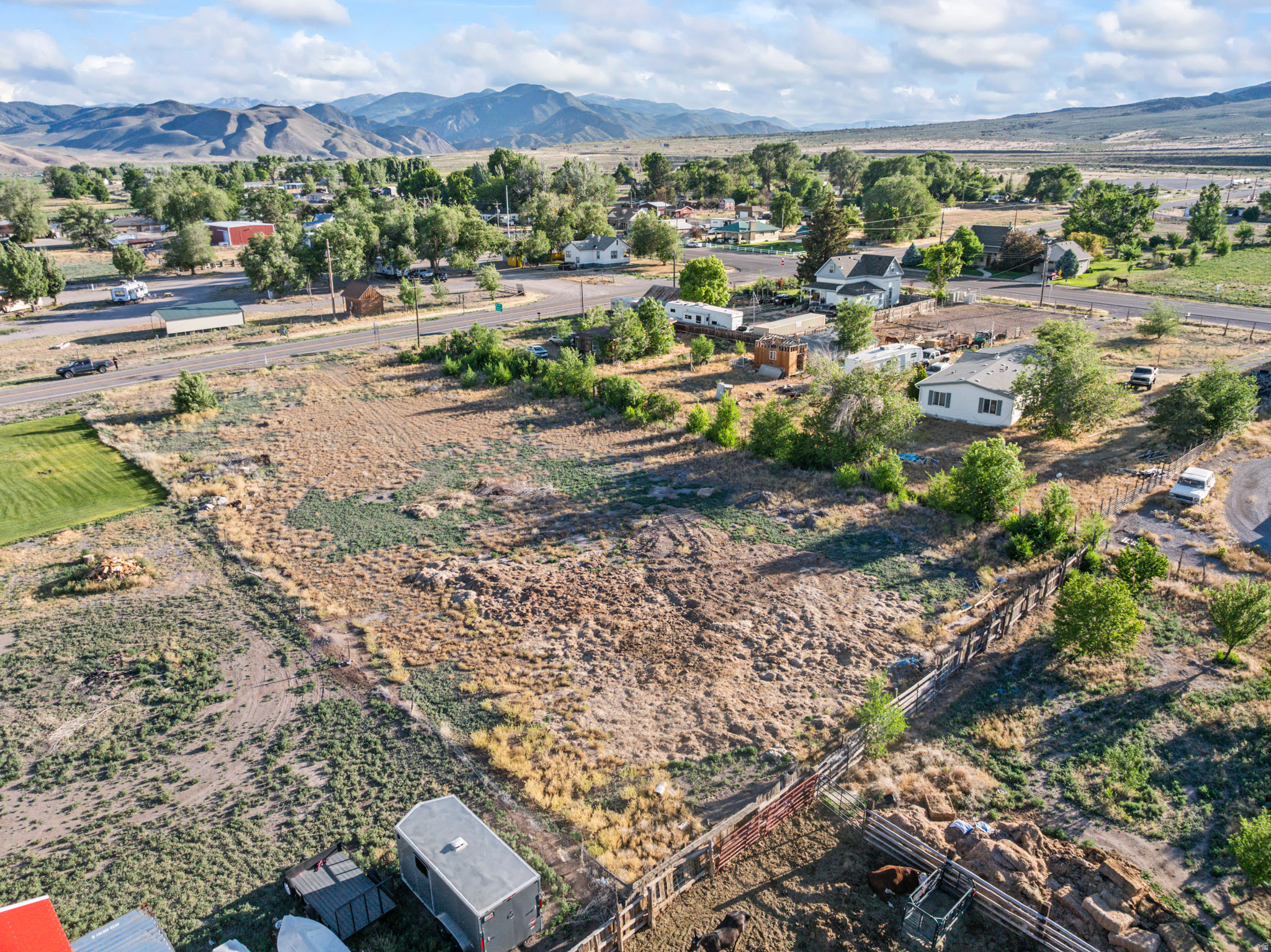 main property photo 12