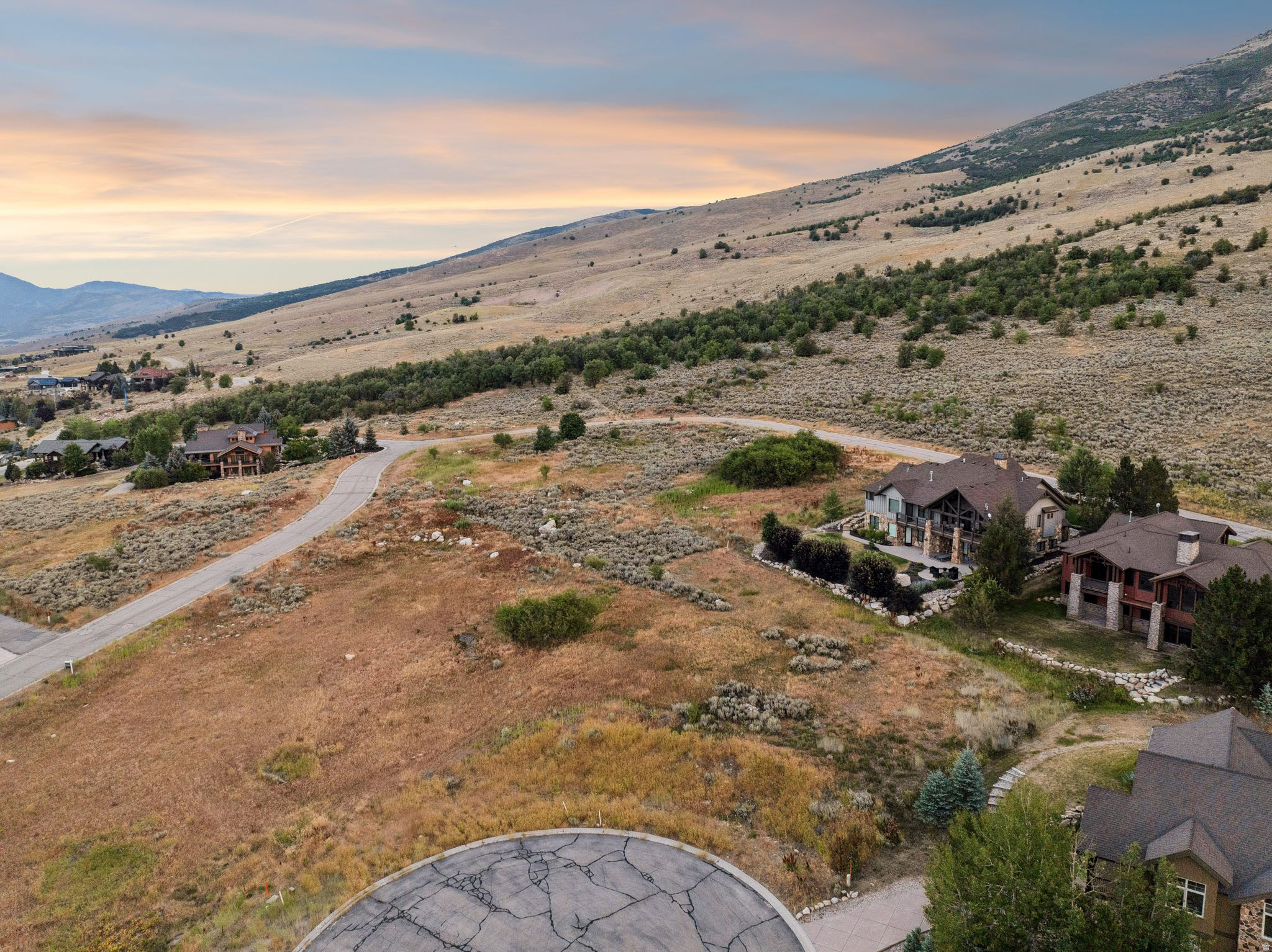 main property photo 13