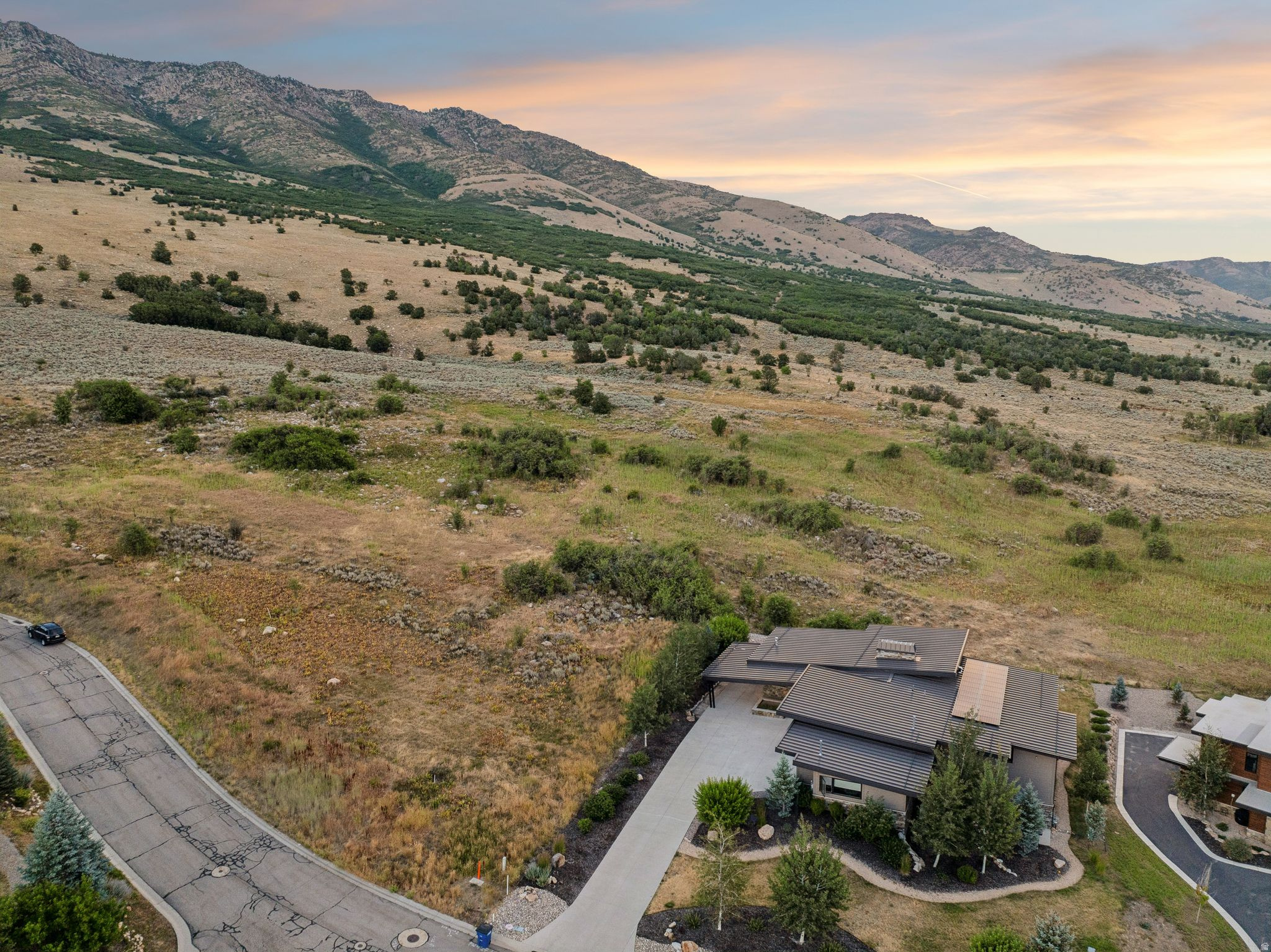 main property photo 14