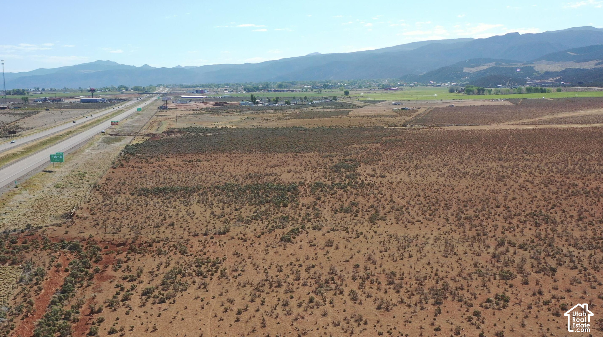 main property photo 19