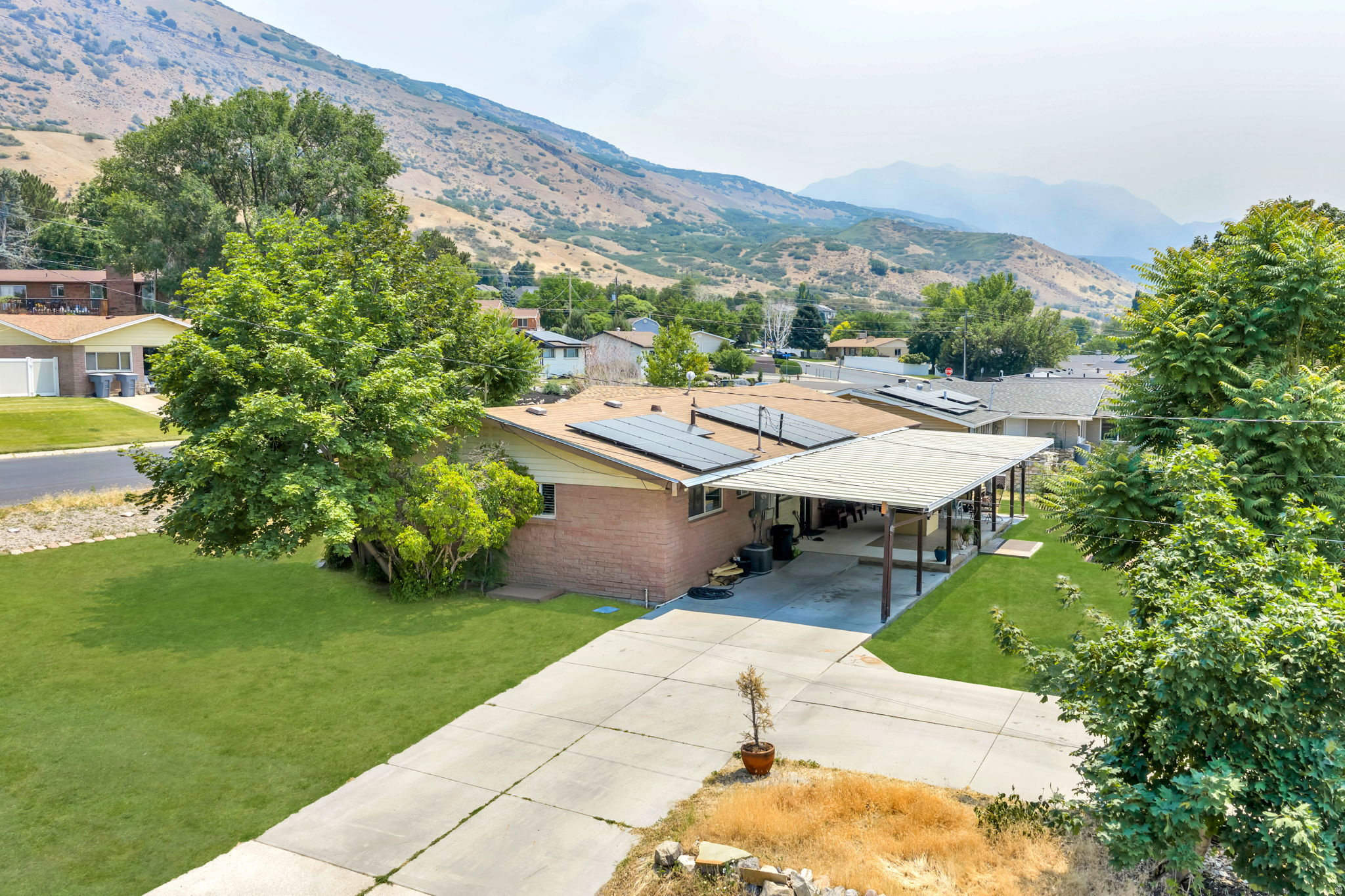 main property photo 20