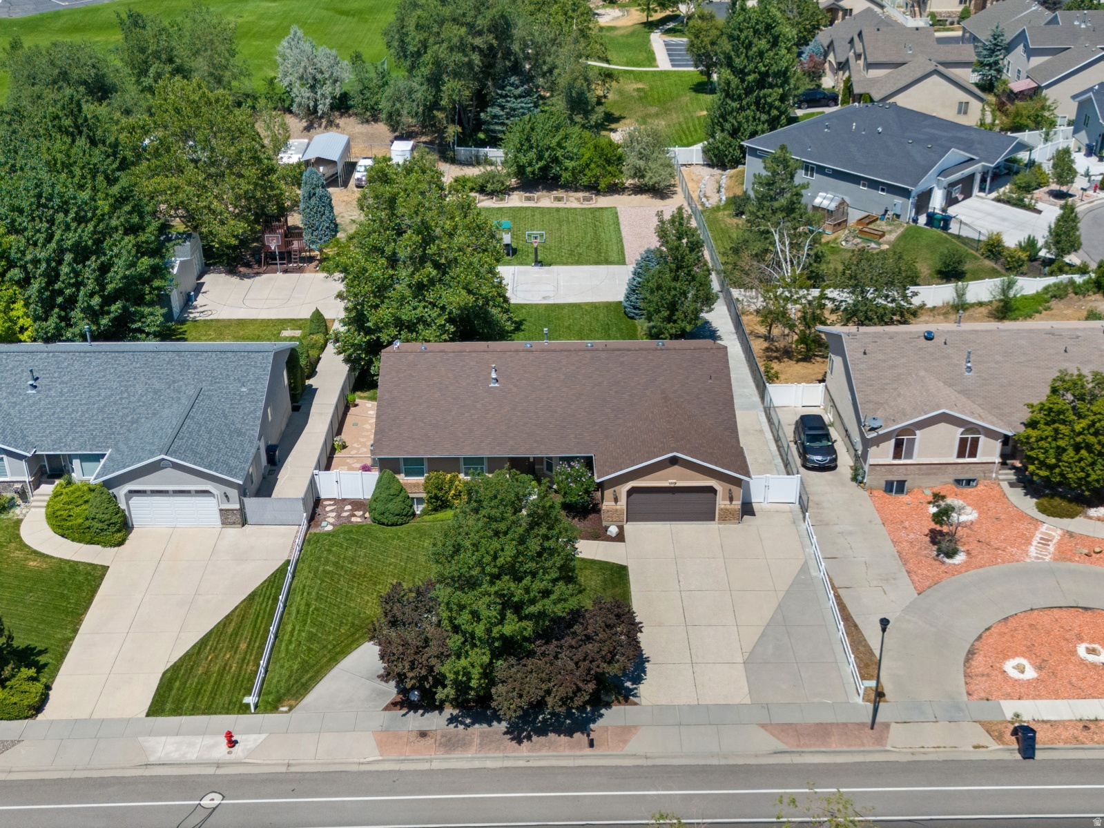 main property photo 53