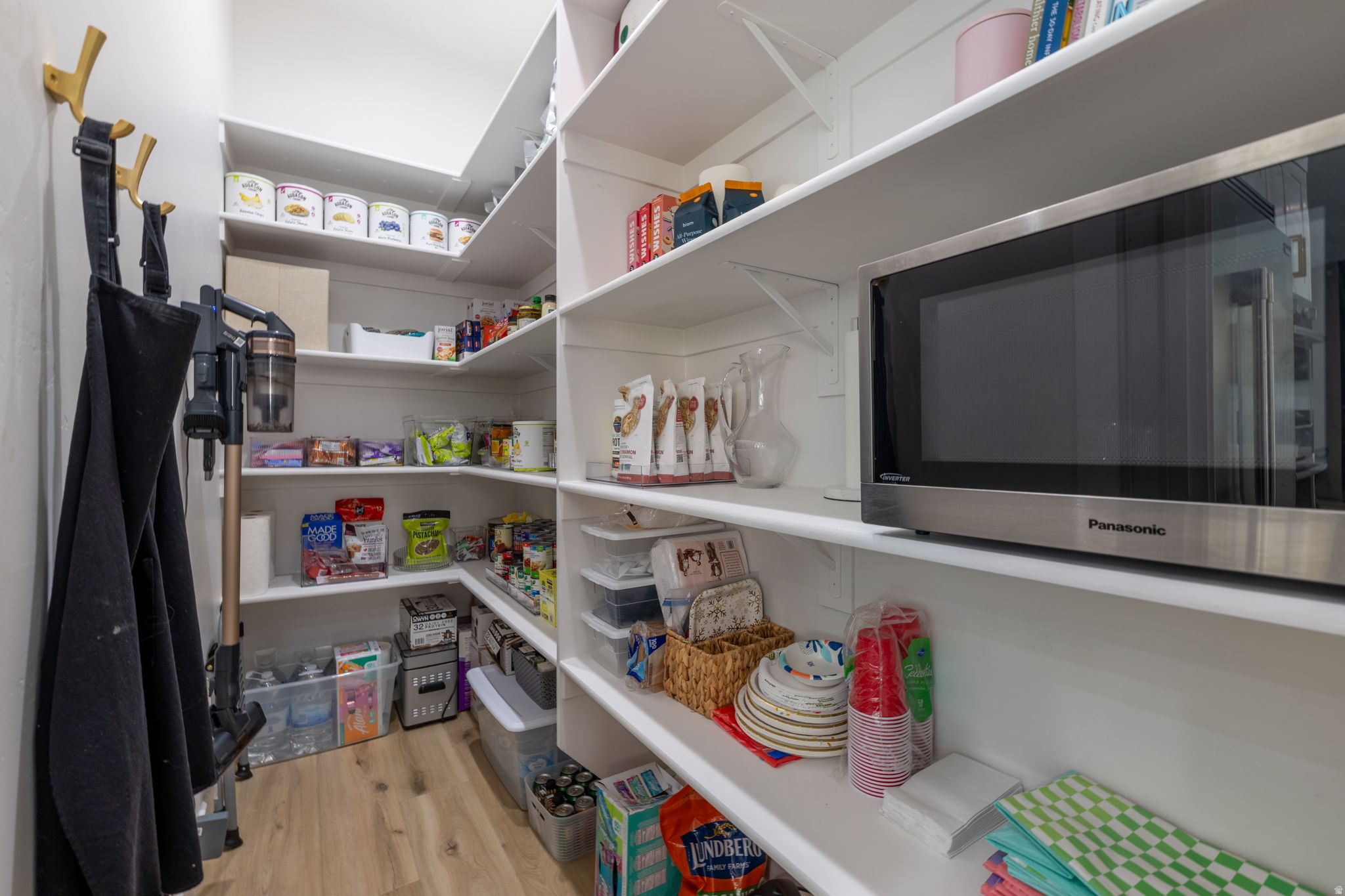 main property photo 22