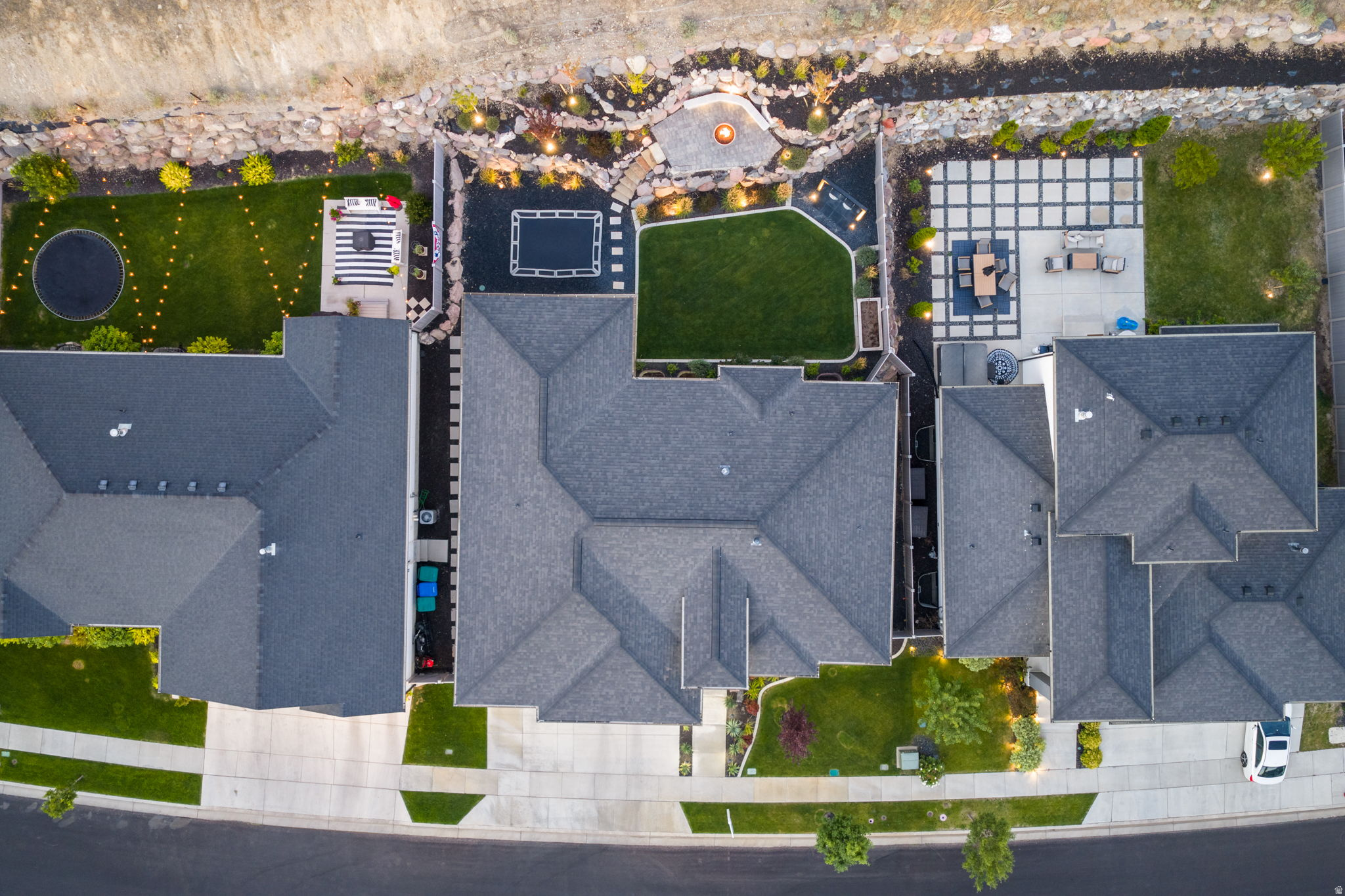 main property photo 75