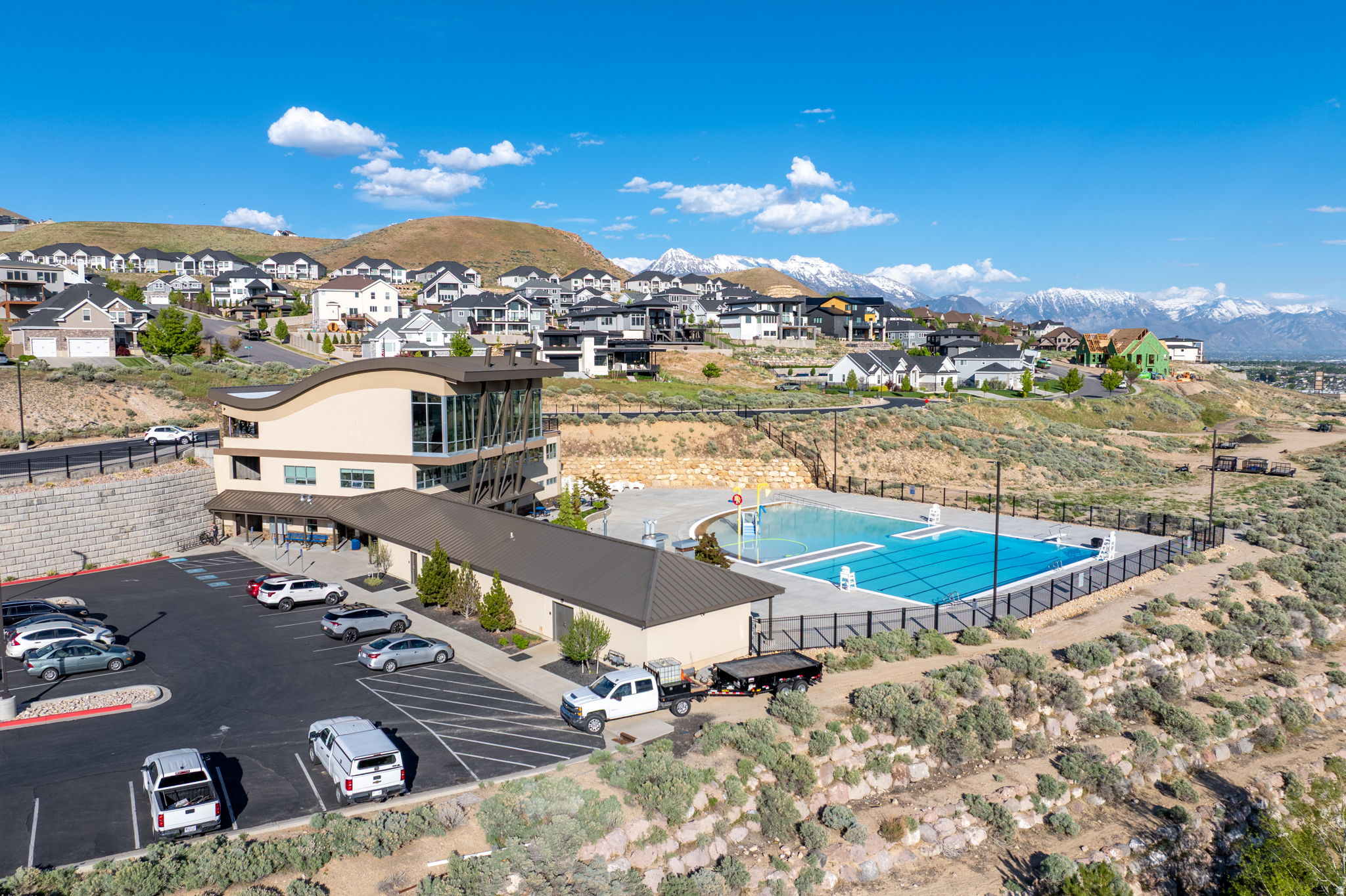 main property photo 79