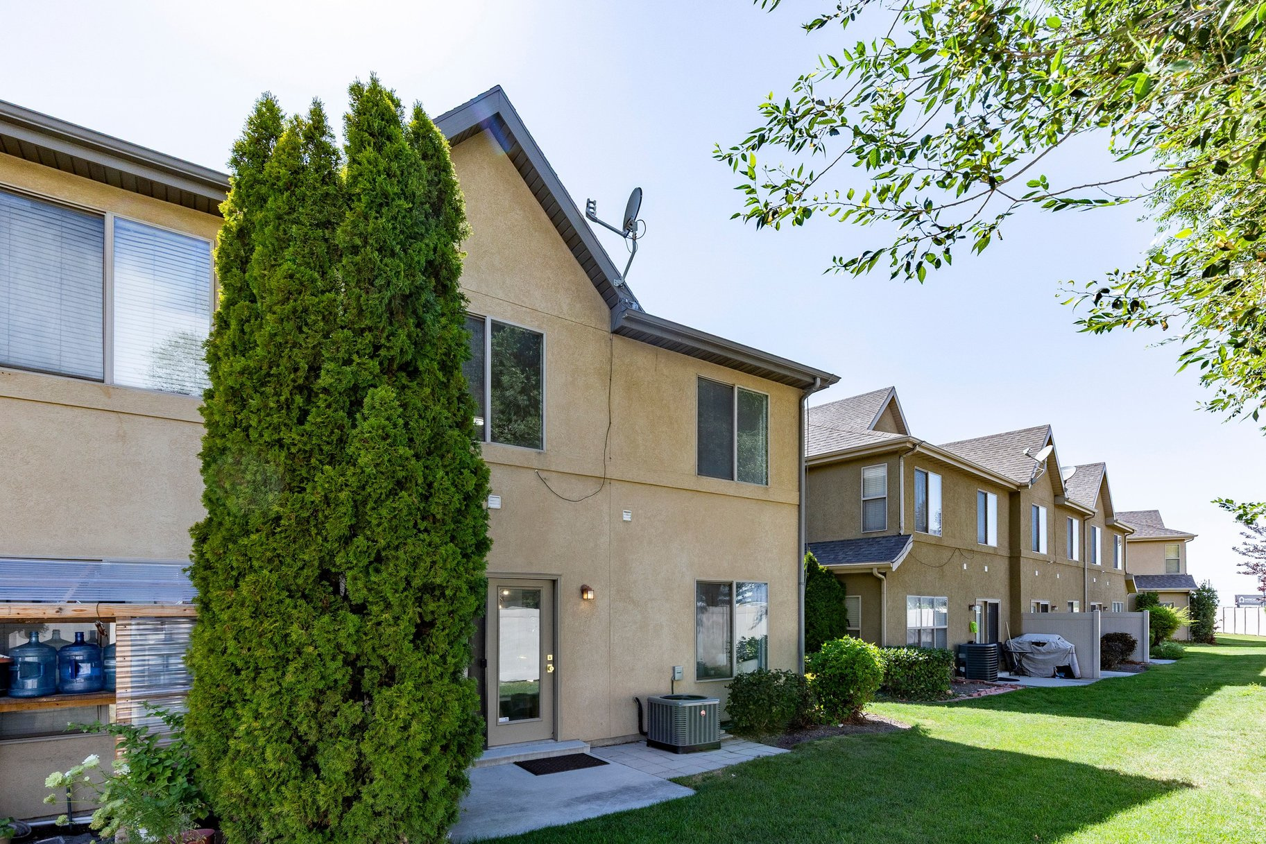 main property photo 35