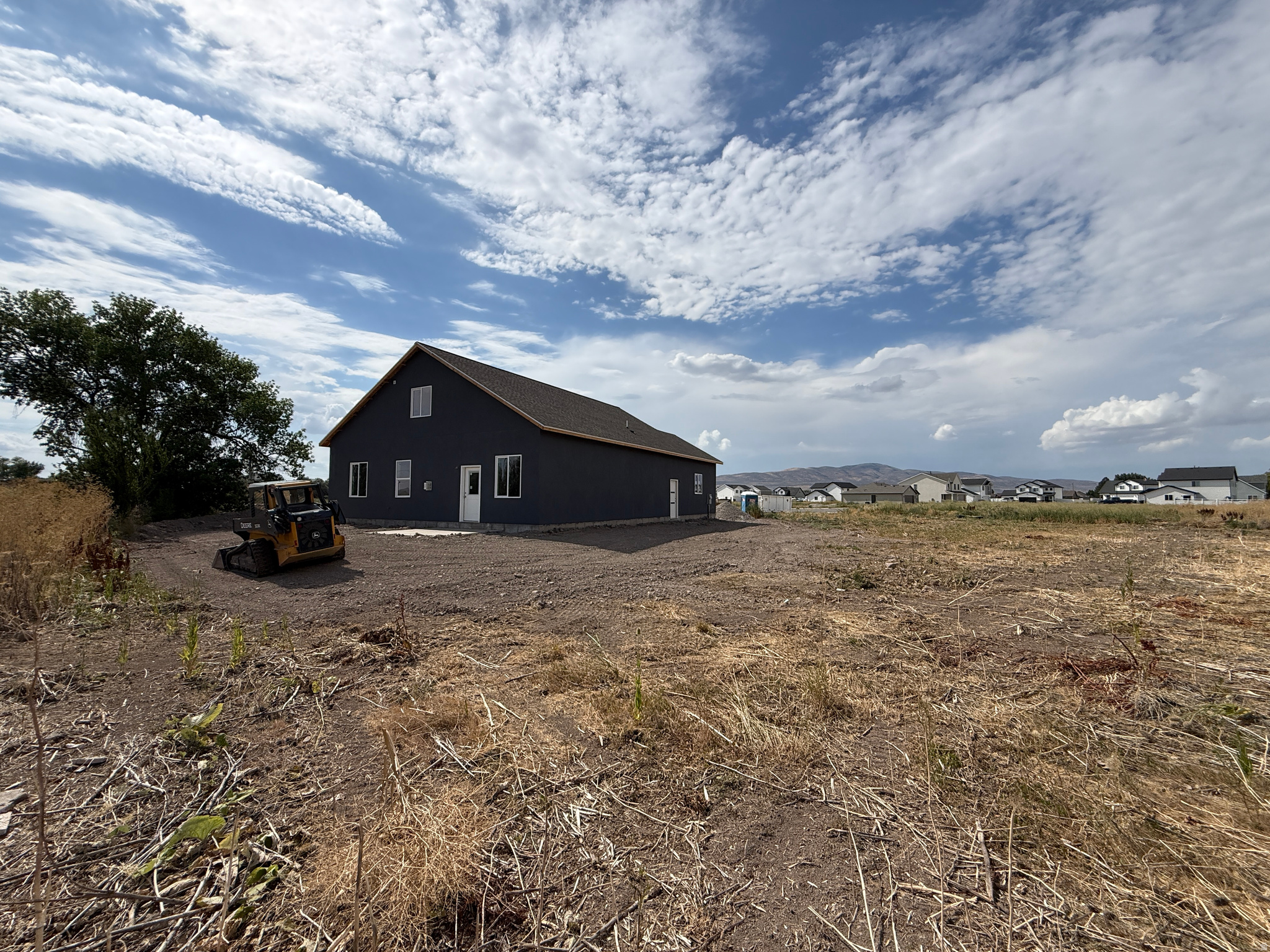 main property photo 26