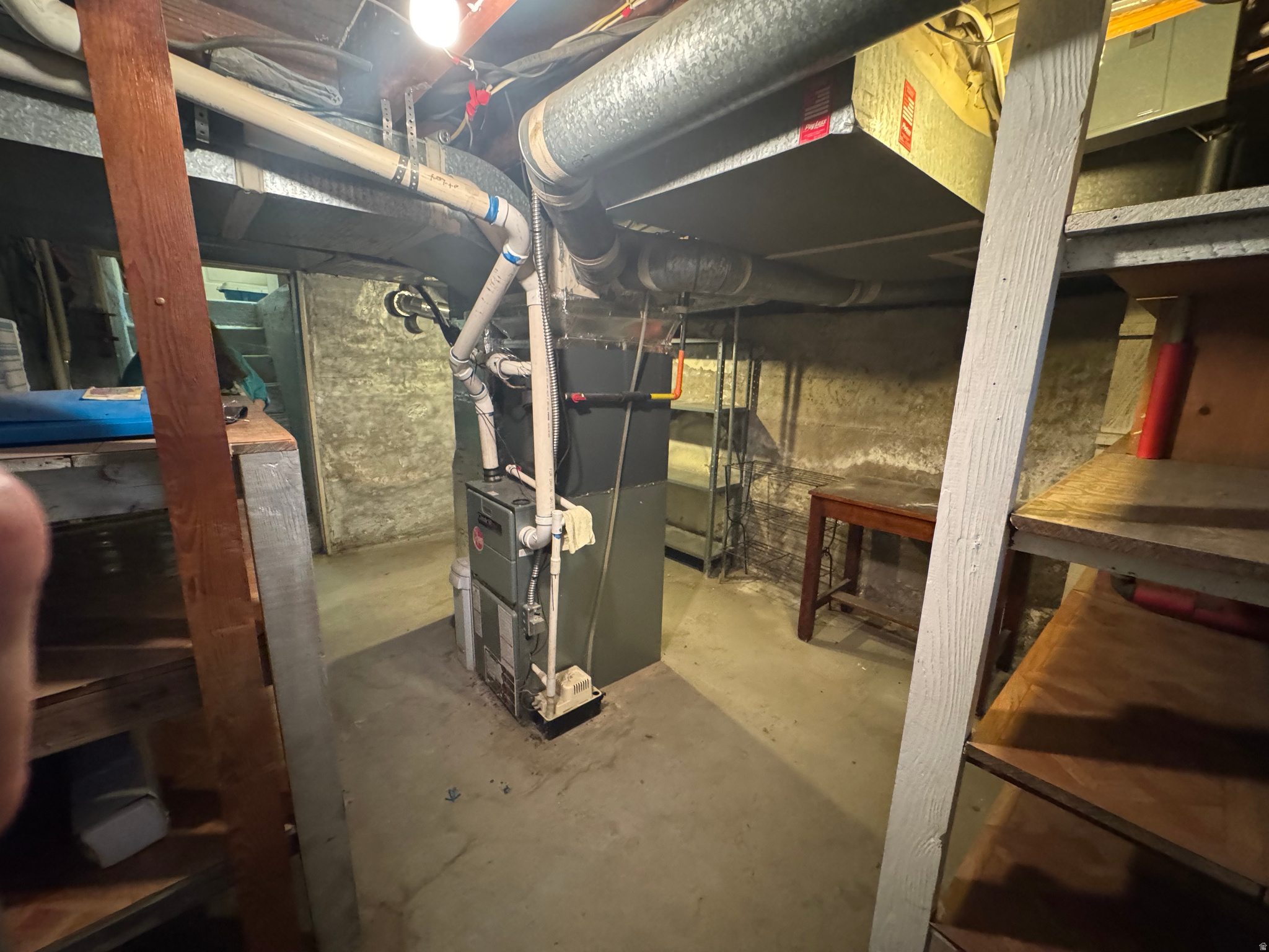 main property photo 30