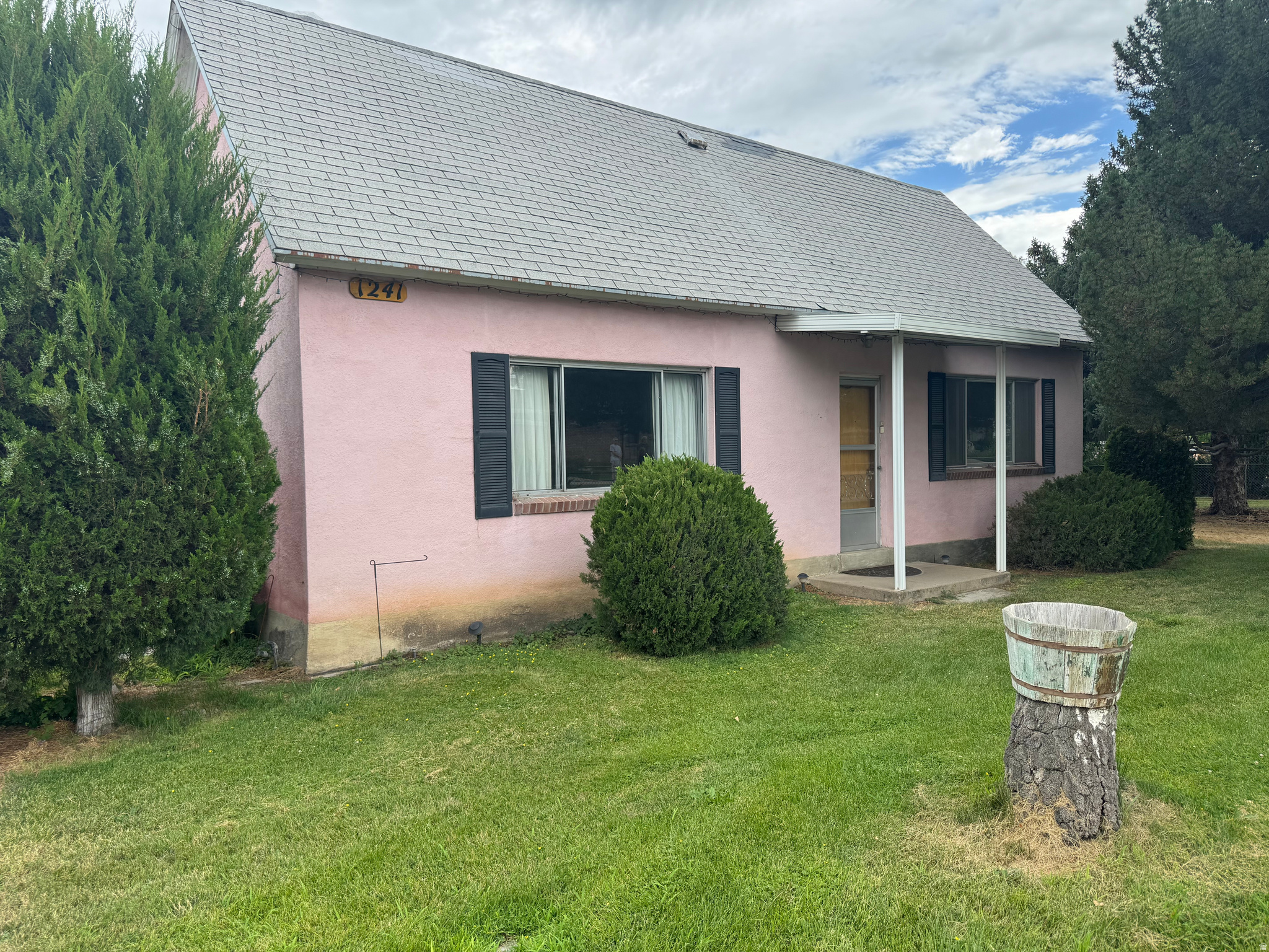 main property photo 59