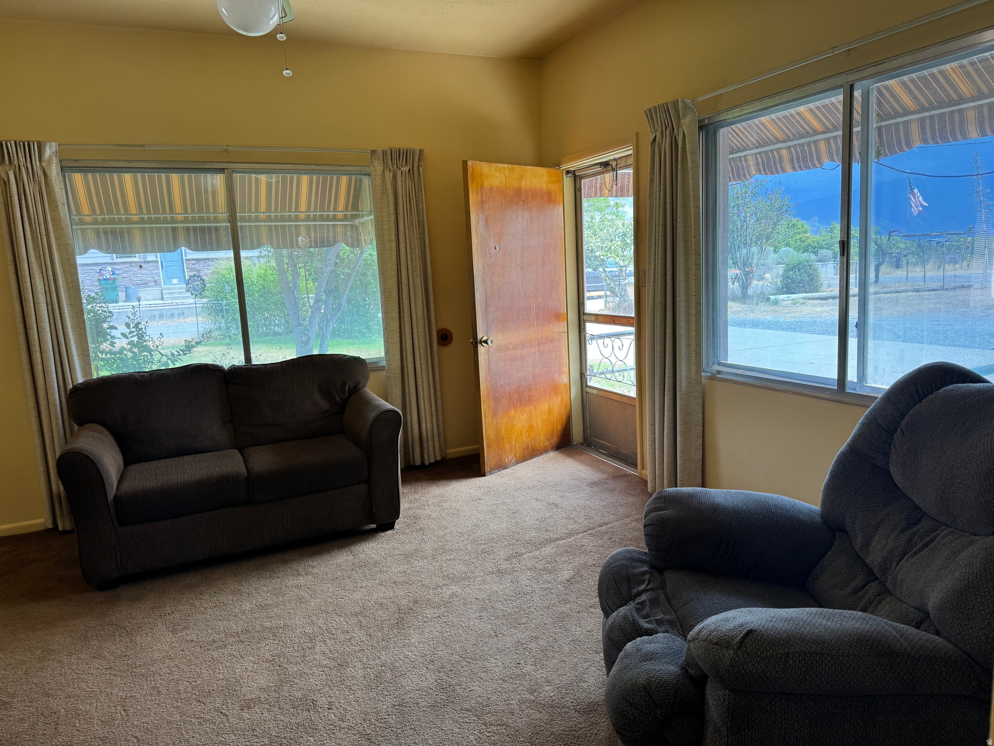 main property photo 9