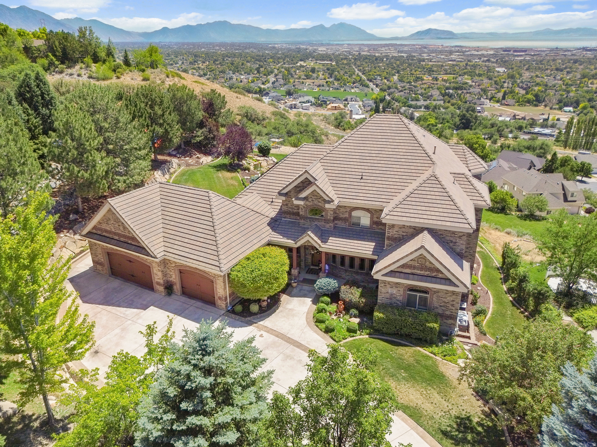 main property photo 95