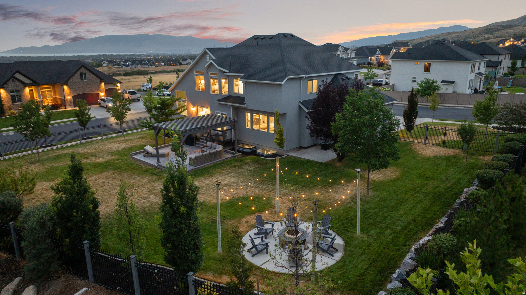 main property photo 50
