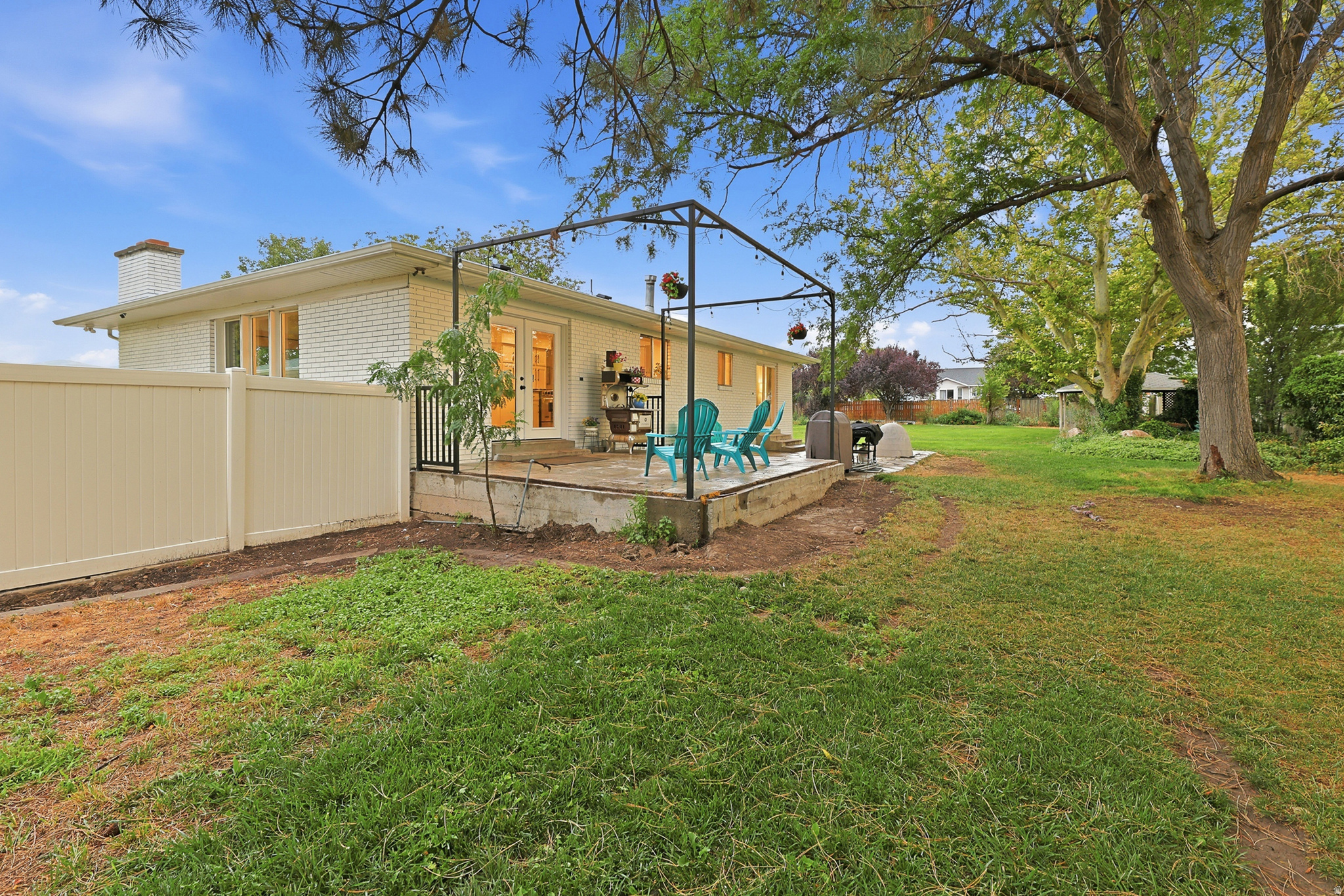 main property photo 47