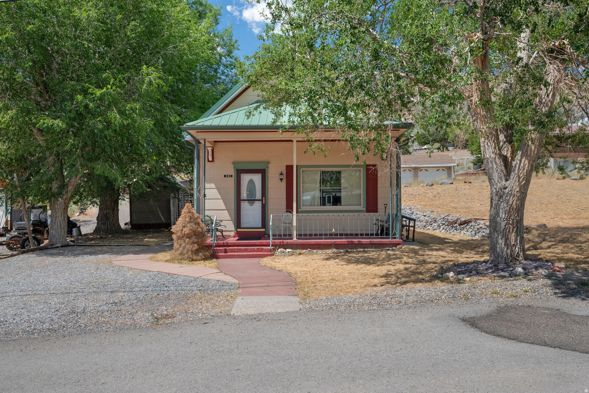 main property photo 2