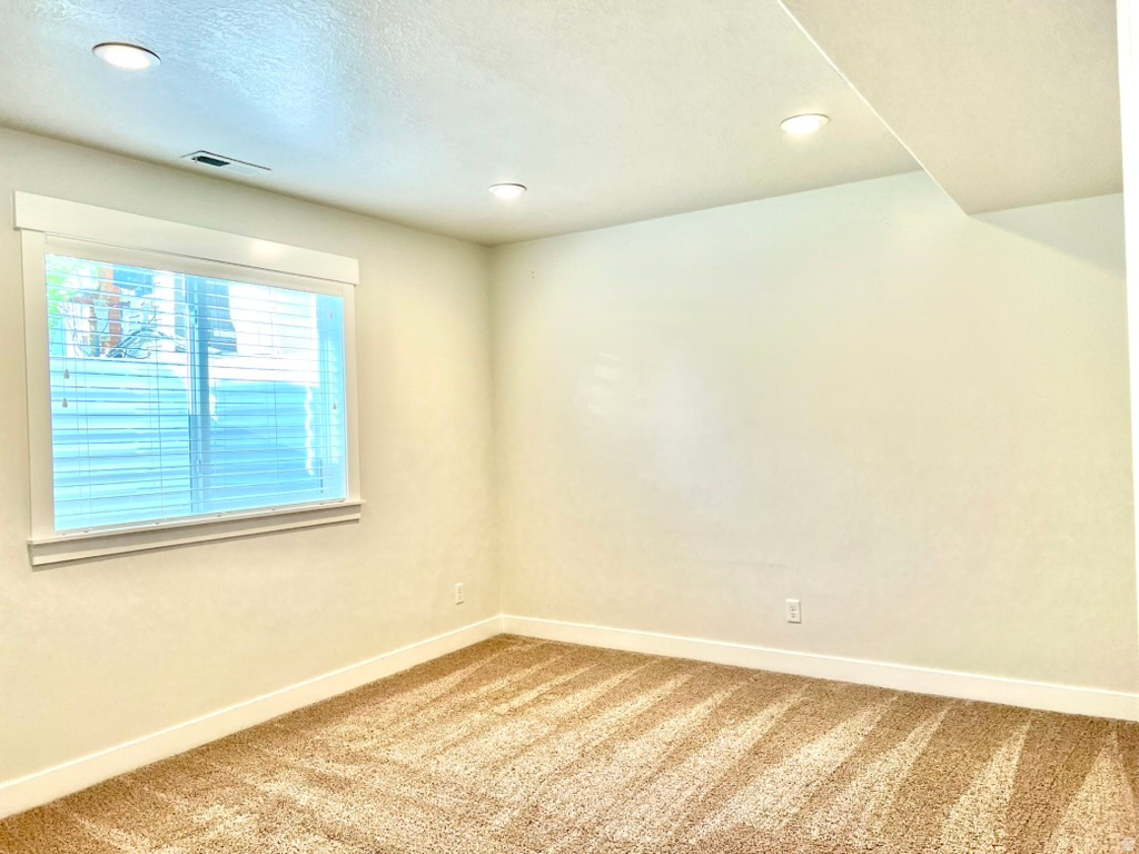 main property photo 70