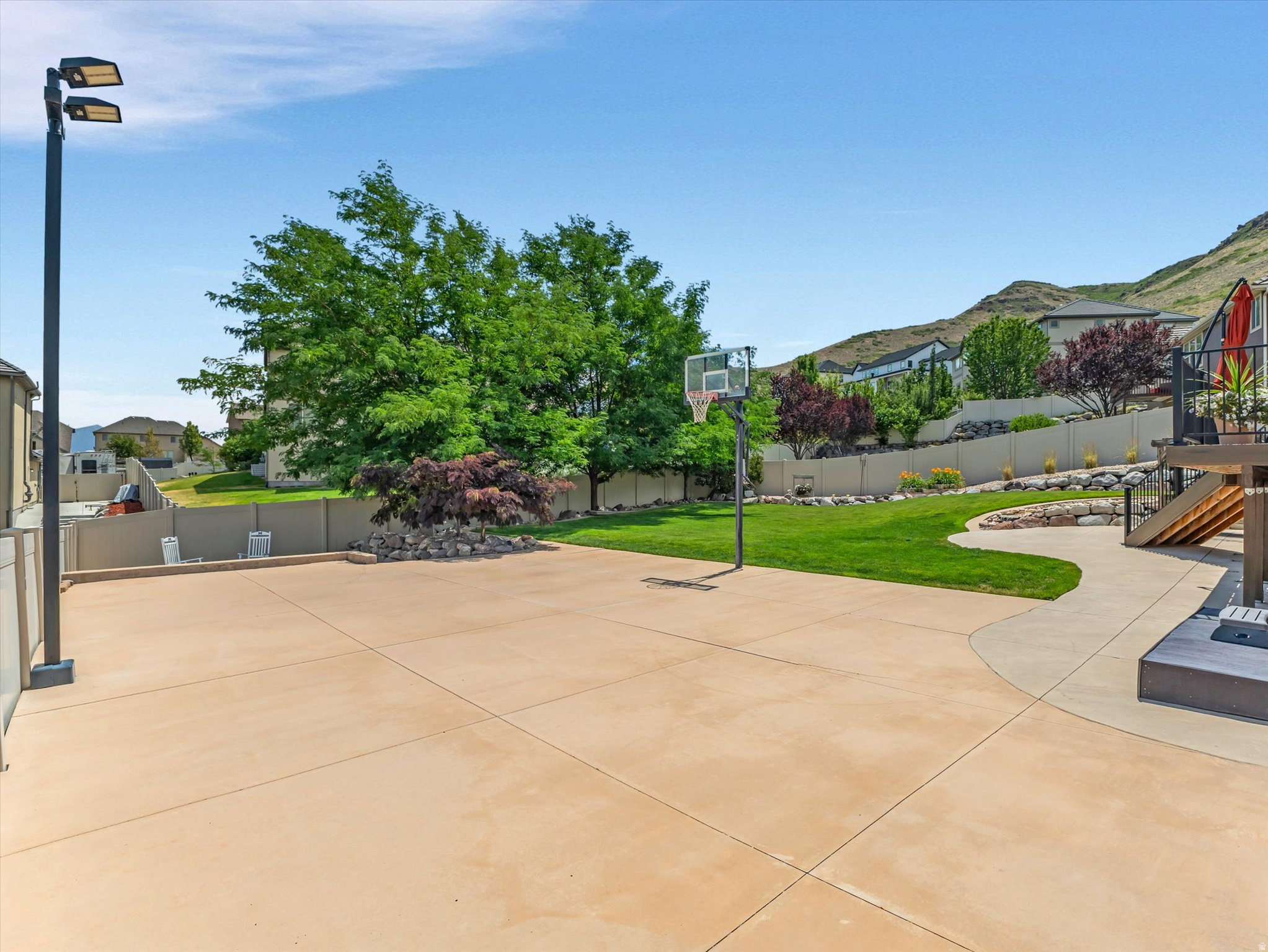 main property photo 59