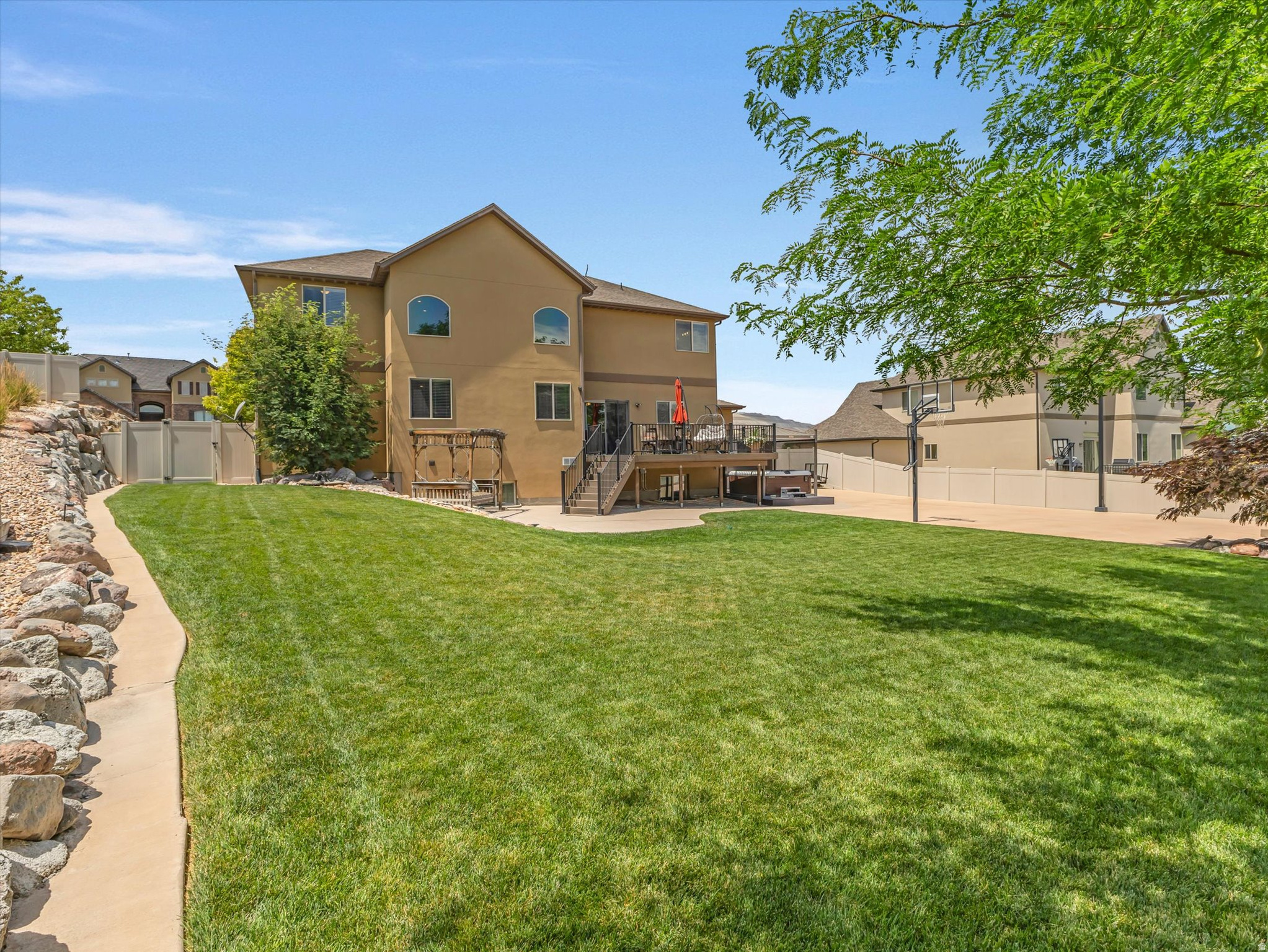 main property photo 62