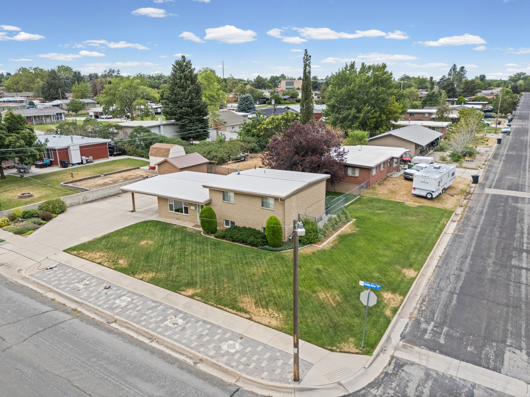 main property photo 19
